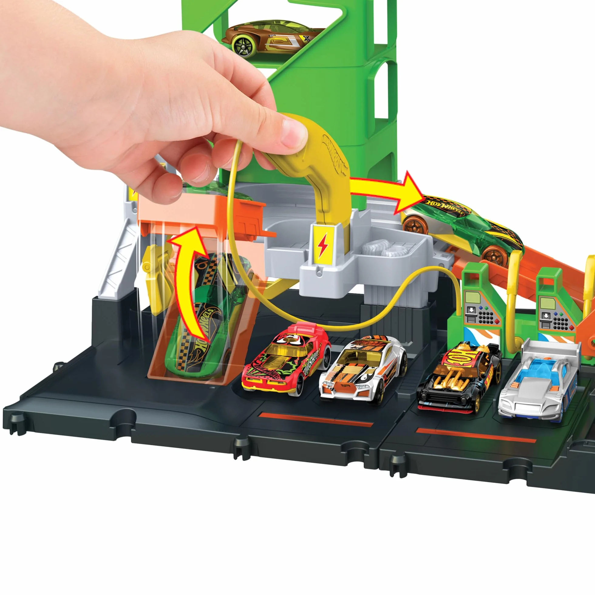 Hot Wheels Let's Race – Na start! - Netflix - Superstacja ładowania Zestaw z zabawkową stacją ładowania pojazdów elektrycznych i samochodzikiem w skali 1:64, HTN79