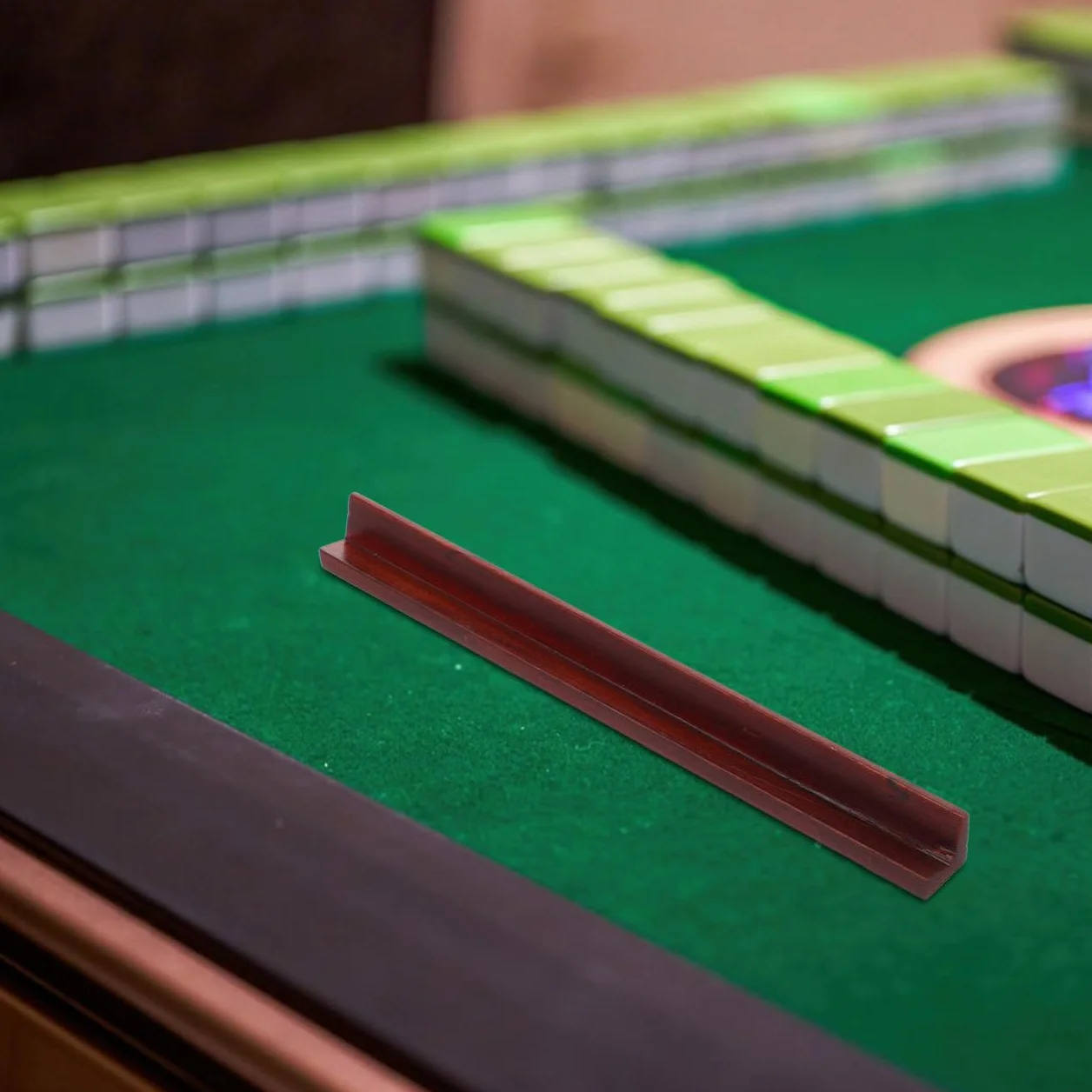 PRETYZOOM 4 sztuki Mahjong Płytki Linijka gra Domino Tace Pusher Arm Mahjong Pusher Stojak