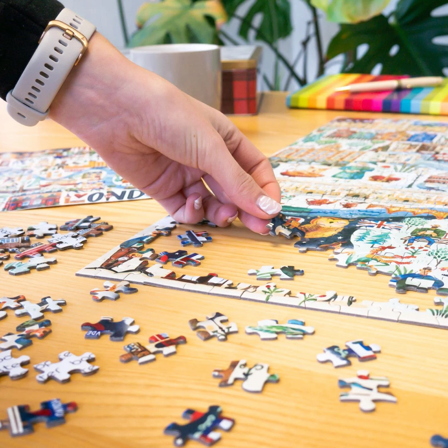 Londyn puzzle 1000 elementów, ilustrowana scena miejska z królową Elżbietą II i królem Karolem III, puzzle dla dorosłych i dzieci, karta w 100% z recyklingu, autorstwa Bopster