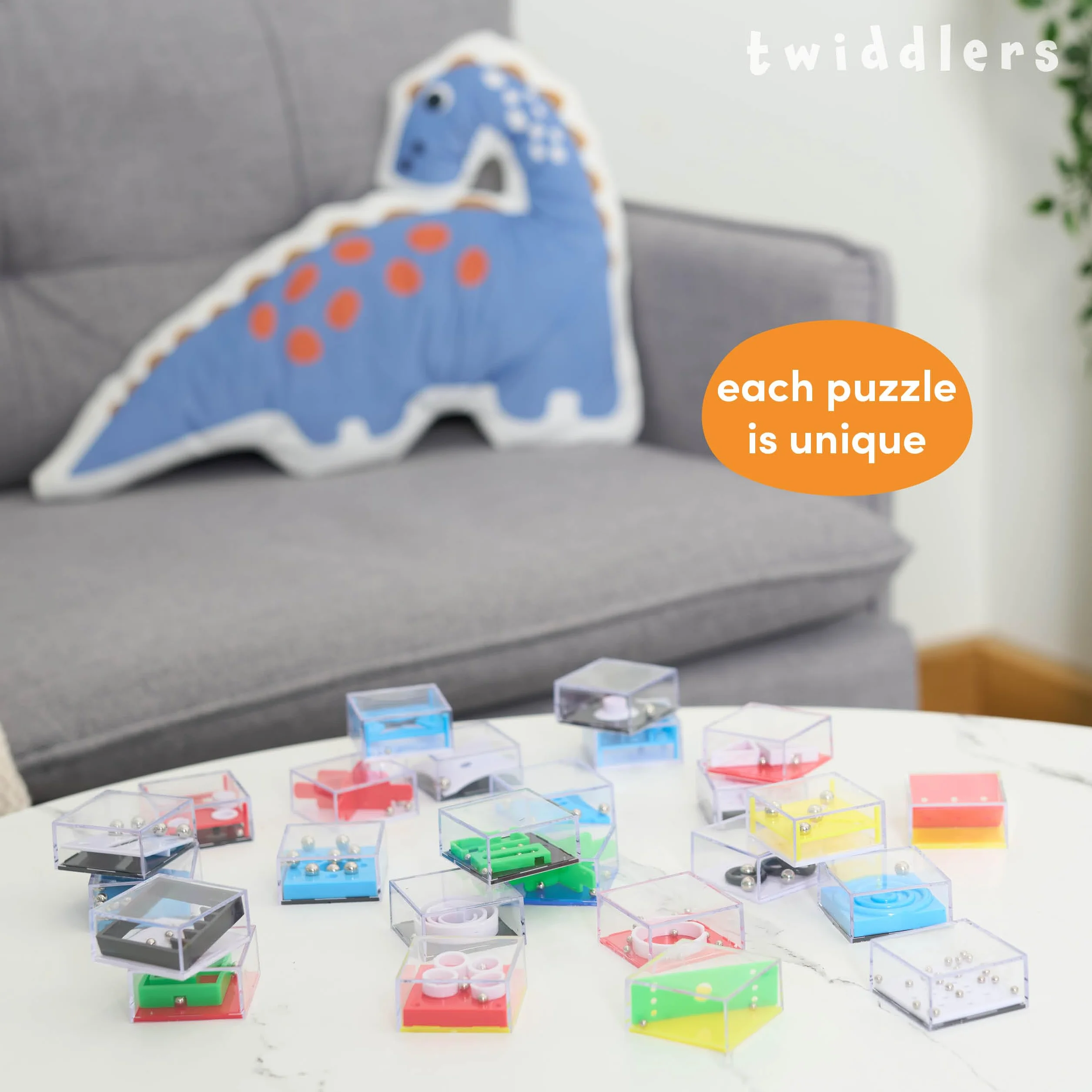 THE TWIDDLERS 28 Mini zestaw puzzli dla dziewczynek i chłopców - Kermesse, urodziny, wesela, kieszenie niespodzianki, prezenty dla gości, małe prezenty, zabawki Pinata, mini gry