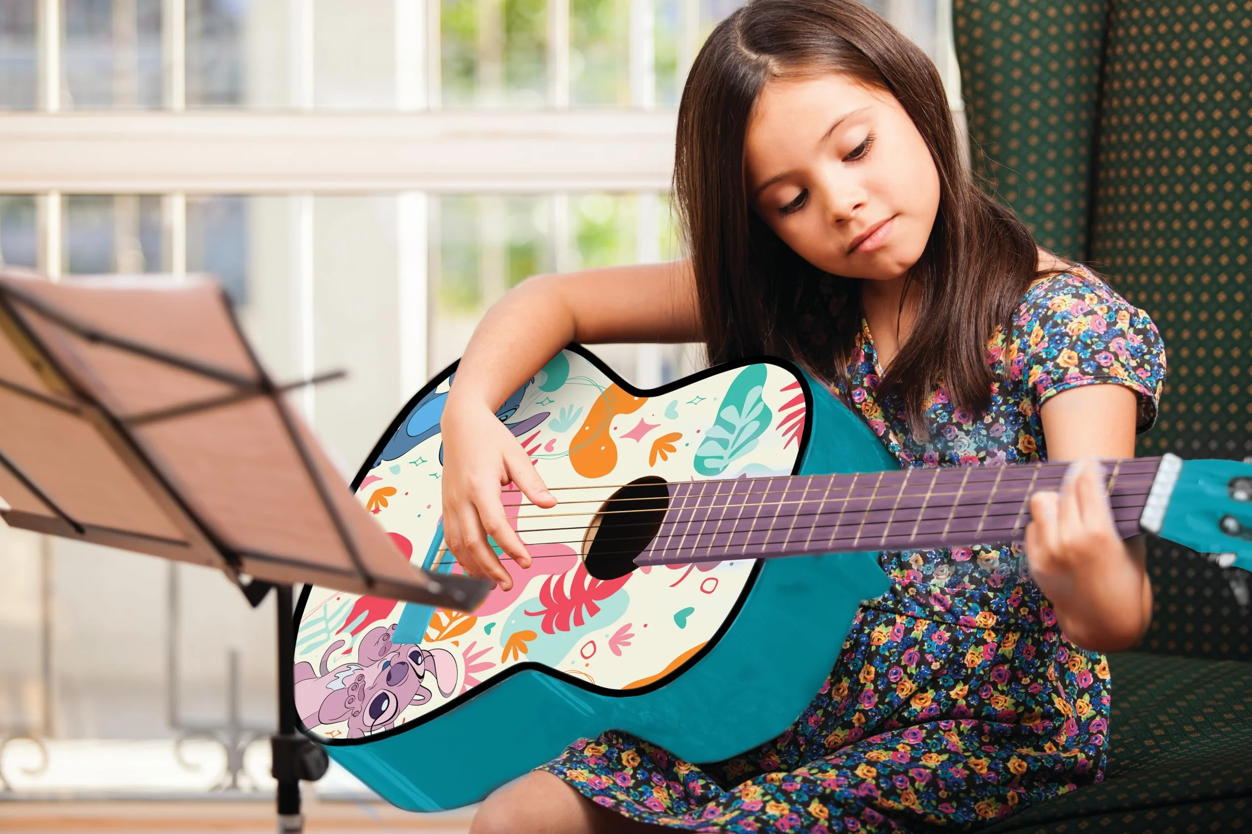 Lexibook, Disney Stitch, Moja Akustyczna Gitara Drewniana, 6 Strun Nylonowych, 78 cm (30"), Przewodnik do Nauki, Kostka i Pasek w Zestawie, Niebieski, K2000D