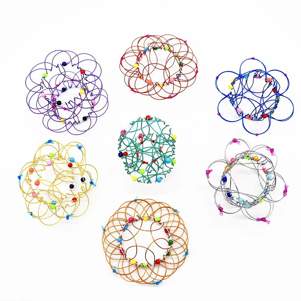 Magiczna mandala kosz na kwiaty, kółko do obrotu zabawka na ramię, przekształcająca 20 kształtów, ręcznie wykonana zabawka druciana, zabawka przeciwstresowa dla dzieci dorosłych