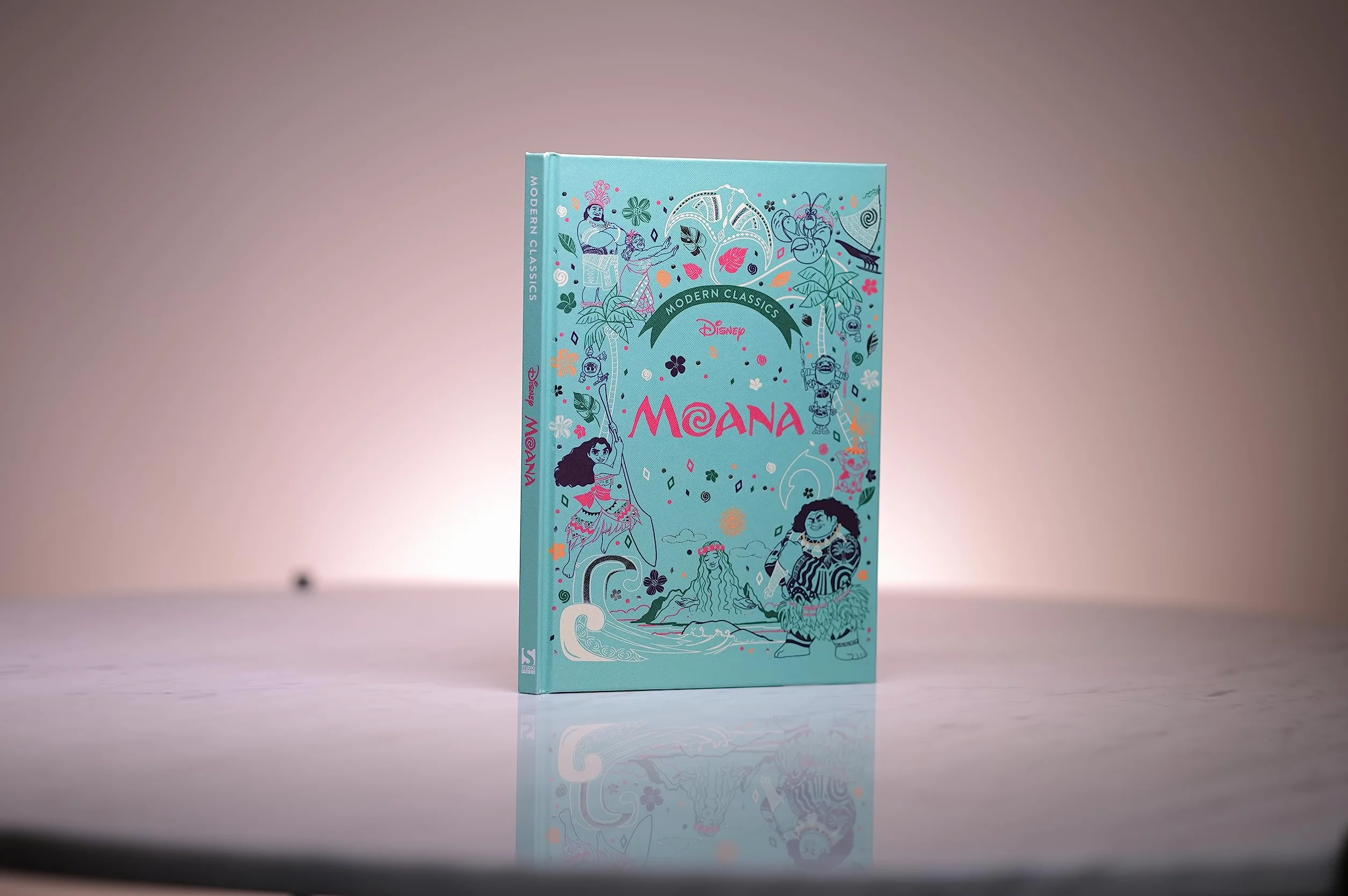 Moana (Disney Modern Classics): A deluxe gift book of the film - collect them all!