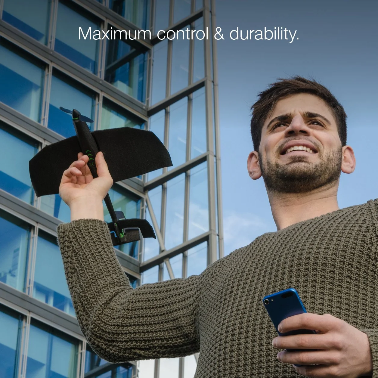 SmartPlane Pro: samolot kaskaderski sterowany za pomocą aplikacji na smartfon, zdalnie sterowany dron do systemów iOS i Android