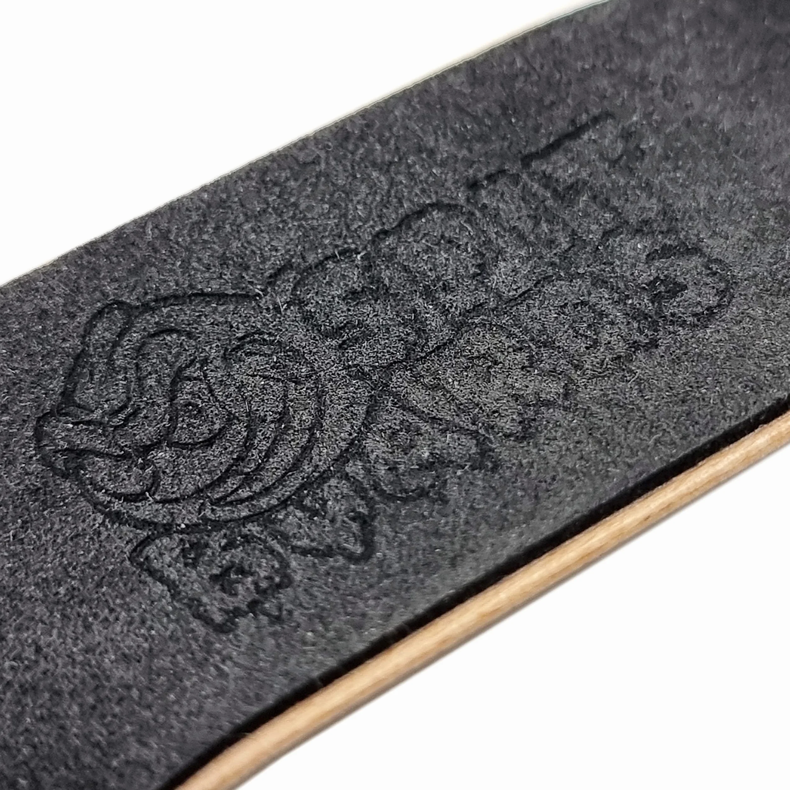 SPITBOARDS 34 mm x 96 mm Pro Fingerboard Set-Up (Complete) | Real Wood Deck | Pro Trucks with Lock-Nuts and Pro Bushings | poliuretanowe kółka Pro Wheels with Bearings | Round Emblemat (wersja