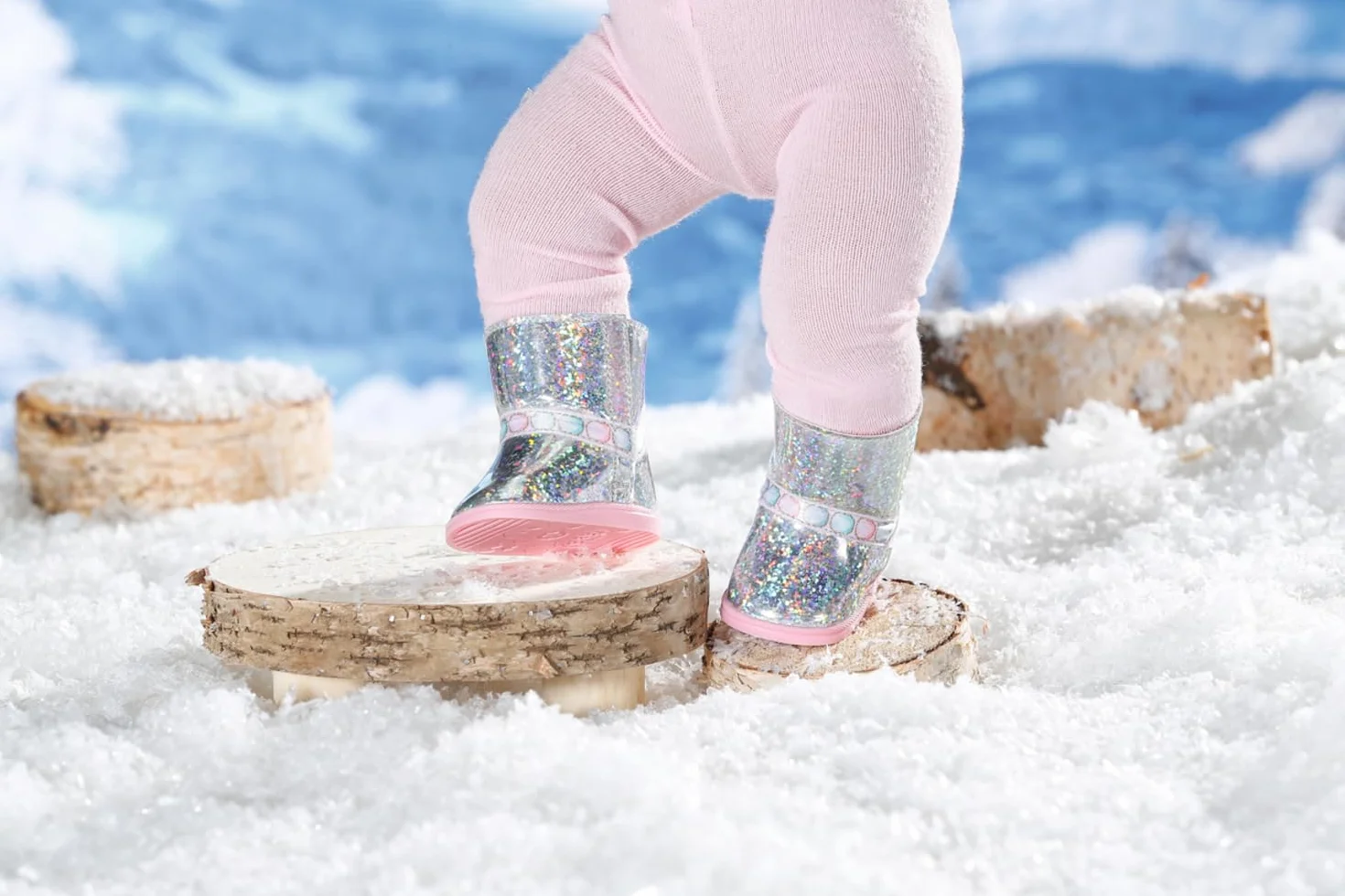 Baby Born Buty zimowe niskie dla lalek 43 cm - łatwe dla małych dłoni, kreatywna zabawa promuje empatię i umiejętności społeczne - dla małych dzieci w wieku od 3 lat - zawiera buty z różowymi