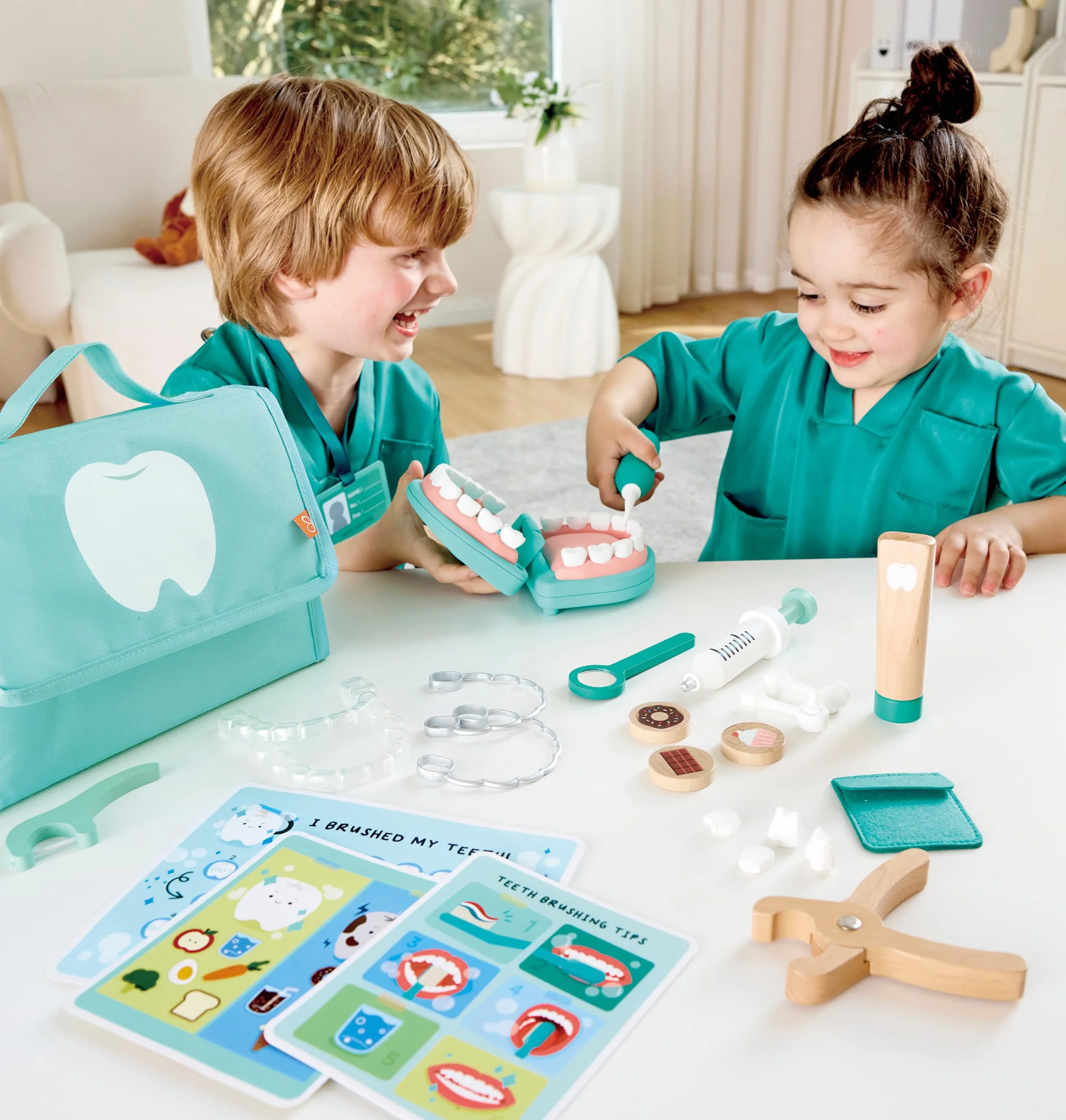 Hape Zestaw dentystyczny, zestaw do odgrywania ról dla dzieci, gra edukacyjna z realistycznymi narzędziami