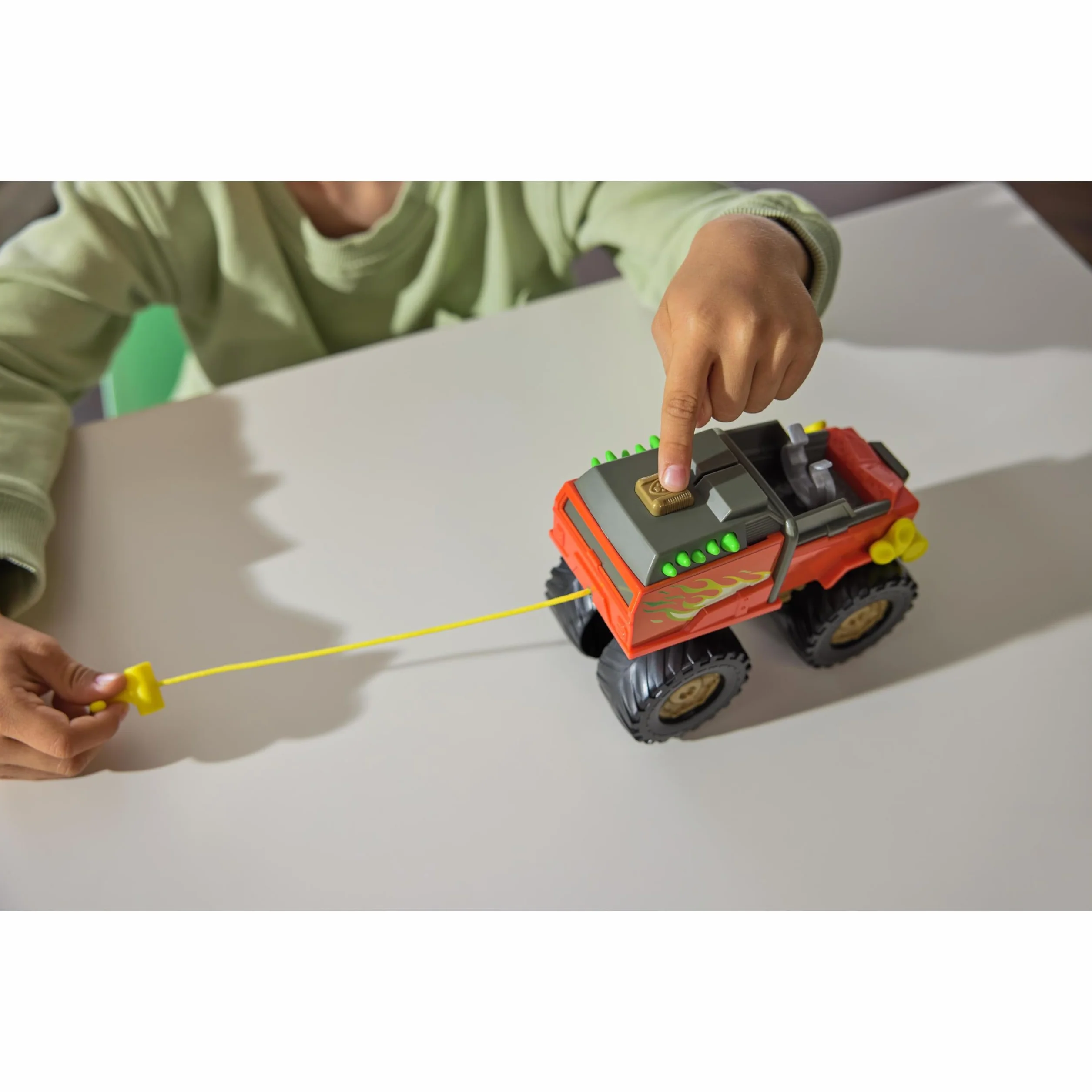 Psi Patrol: Rescue Wheels Monster Truck Boomera, Zabawkowa ciężarówka z transformacją pojazdu i kolekcjonerską figurką, zabawki dla dzieci dla chłopców i dziewczynek w wieku 3+