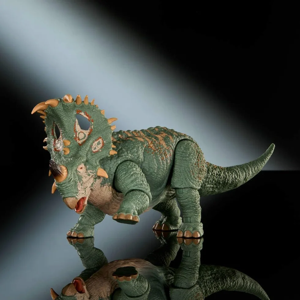 Mattel Jurassic World Kolekcja Hammonda Sinoceratops, figurka dinozaur deluxe, duża zabawka, punkty ruchu, ogon do ustawiania w różnych pozach, zabawka dla dzieci 8+, JKG88