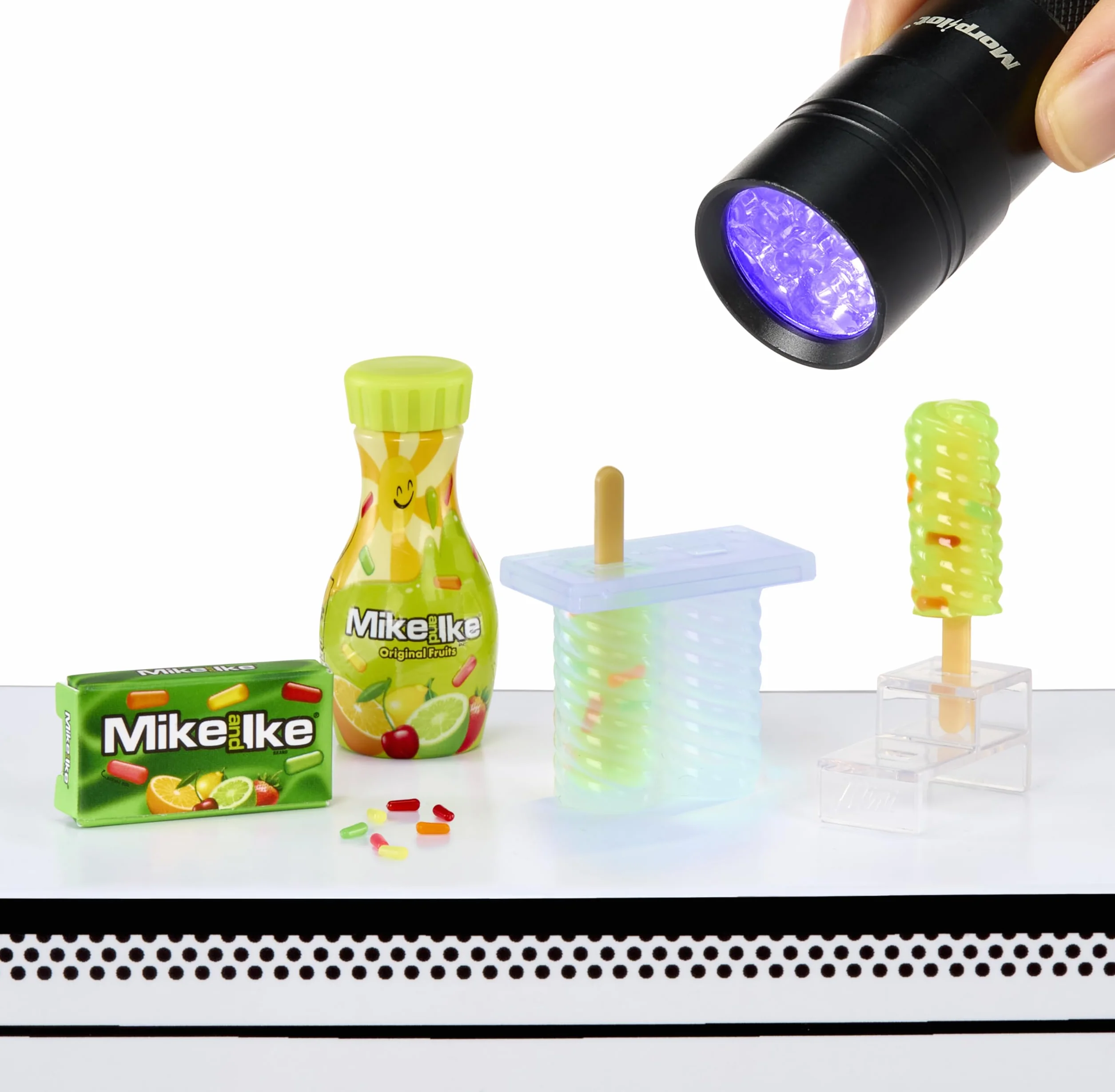 MGA's Miniverse Make It Mini Treats – Mini Kolekcjonerskie Słodycze w Opakowaniu Niespodziance, Cukierkowy Motyw, Kreatywna Zabawa z Żywicą, 12 do Zebrania, NIEJADALNE – dla Kolekcjonerów, od 8 Lat