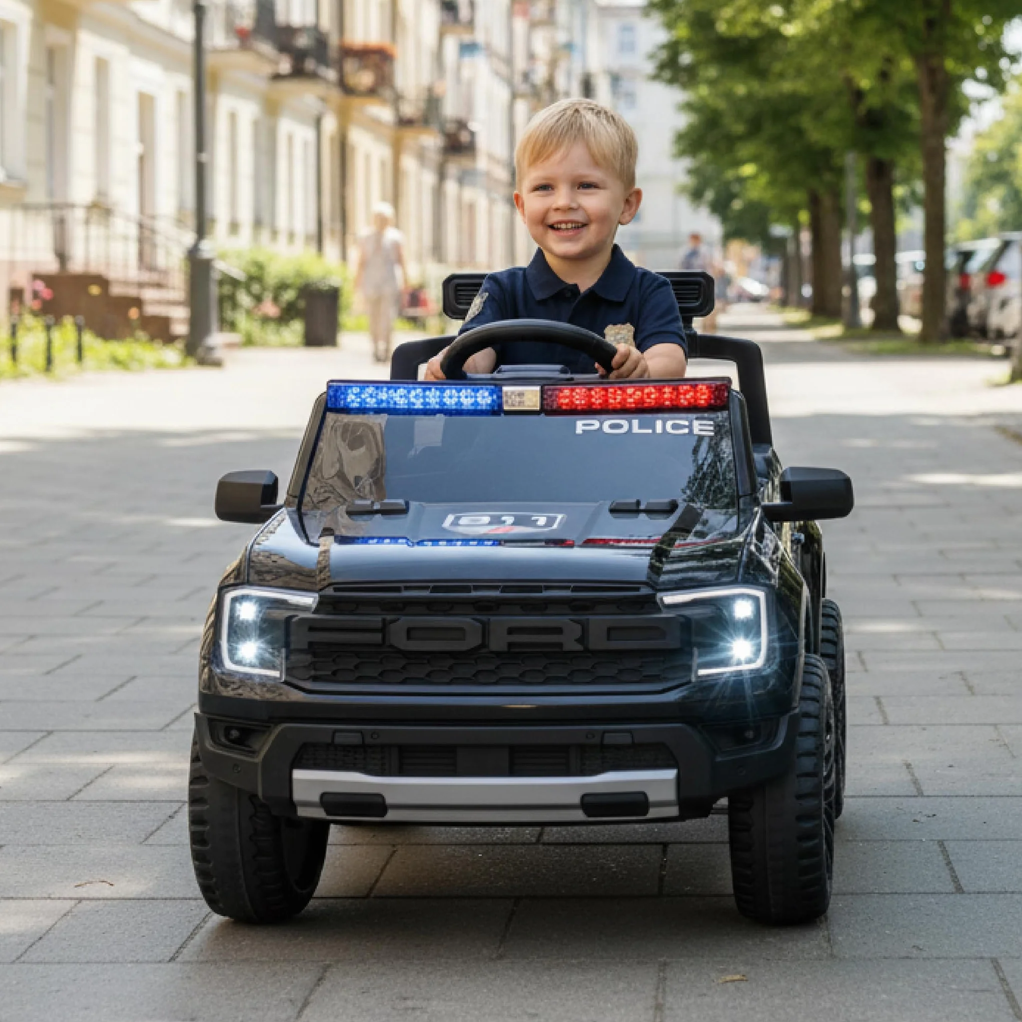 Jeździk samochód na akumulator Ford, od 3 roku życia, światło przednie, pilot sterowania, odtwarzacz MP3, zawieszenie sprężynowe (Policja)