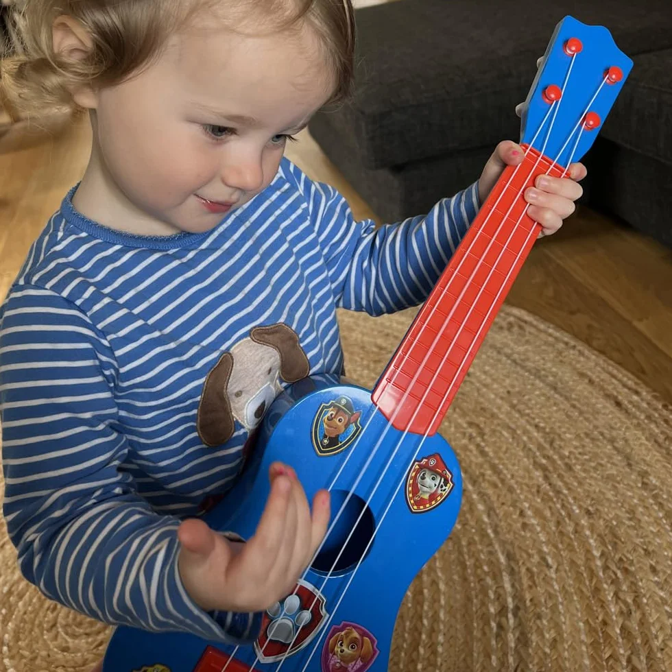 Gitara akustyczna Psi Patrol, świetna zabawka muzyczna dla dzieci dla chłopców i dziewcząt w wieku od 2 lat