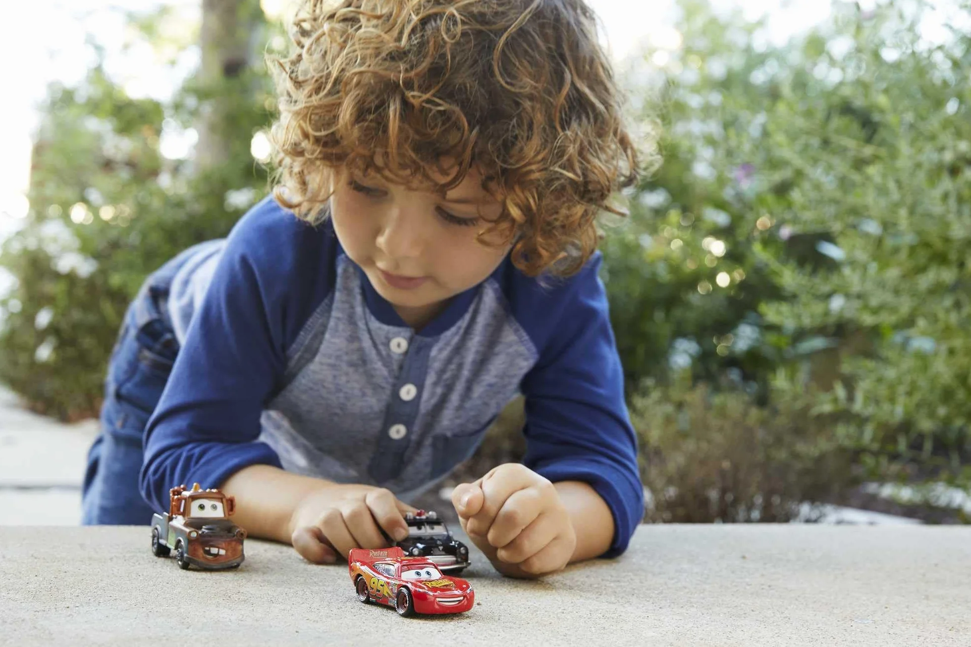 Mattel Disney Pixar Cars - pojazdy Disney Pixar Sprężyny Chłodnicy 3-Pak popularne odlewane pojazdy Zabawki Wiek 3 plus HBW14