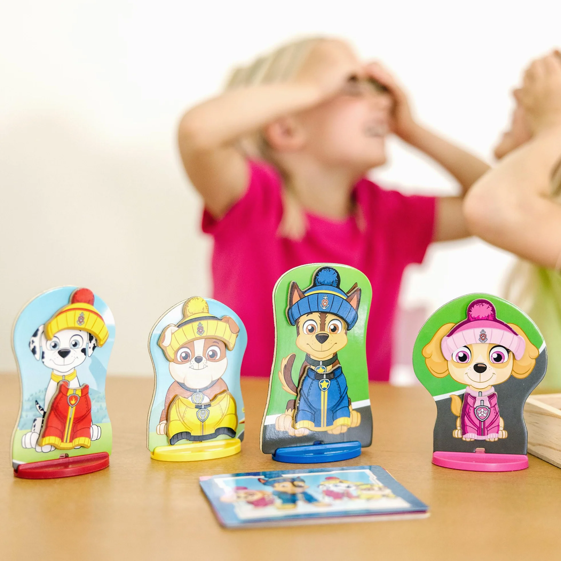 Magnetyczna drewniana przebieranka do kreatywnej zabawy PAW Patrol Melissa & Doug (64 elementy)
