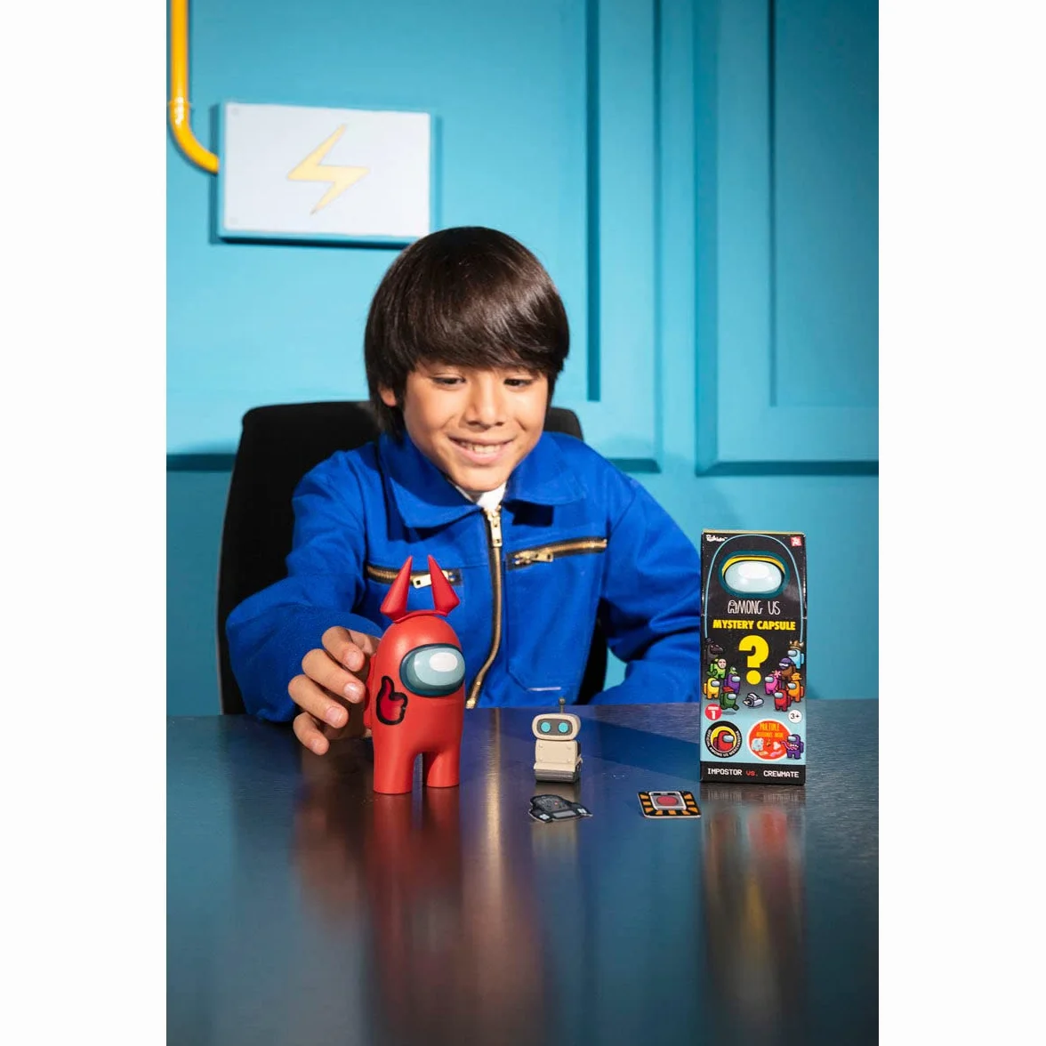 RebelAmong Us: Mystery Capsule Sezon: Sezon 1