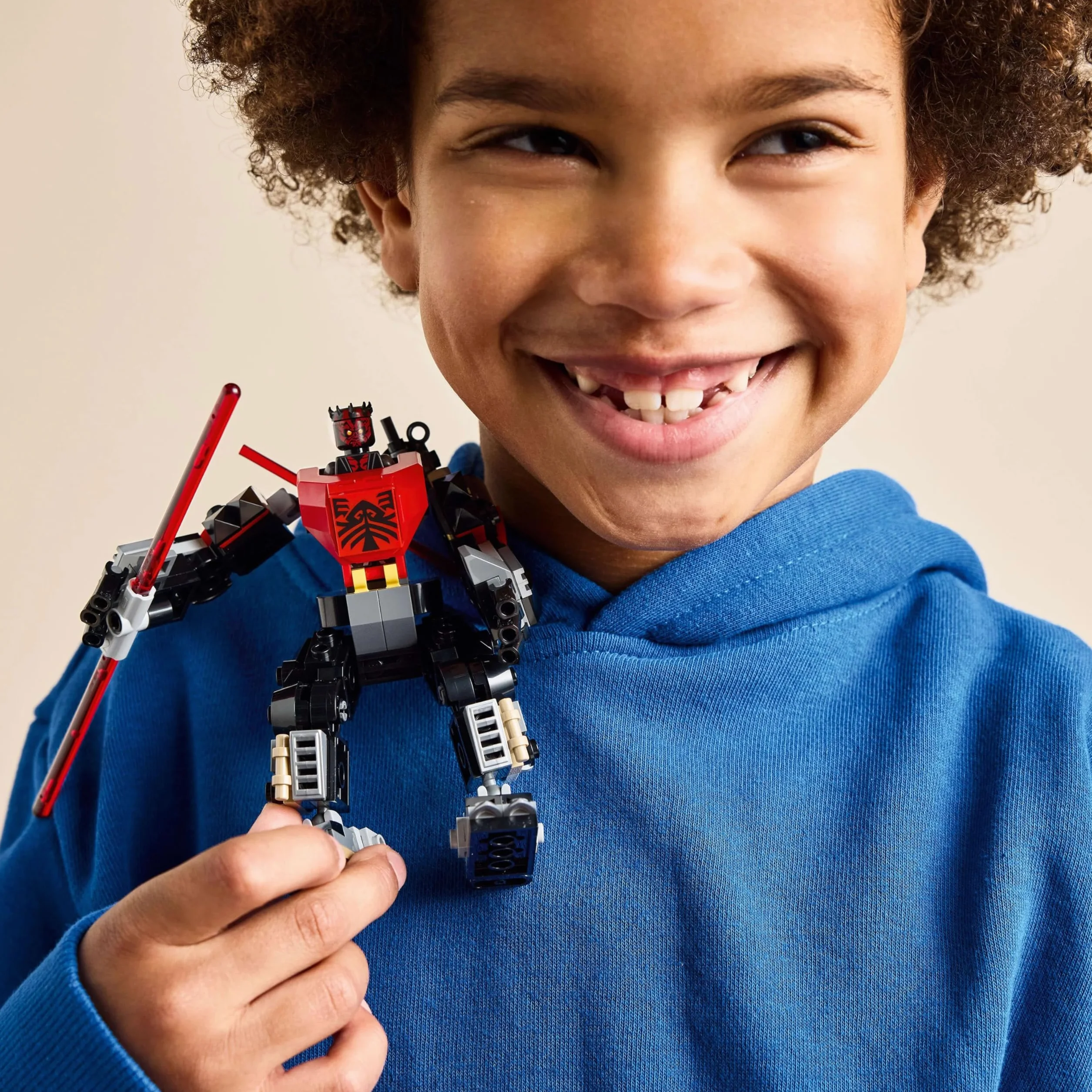 LEGO Star Wars Mech Dartha Maula, zestaw dla 6-latka, Gwiezdne Wojny: Wojny klonów do kolekcji, zabawka konstrukcyjna dla dziecka, pomysł na prezent dla chłopców i dziewczynek w wieku od 6 lat 75411