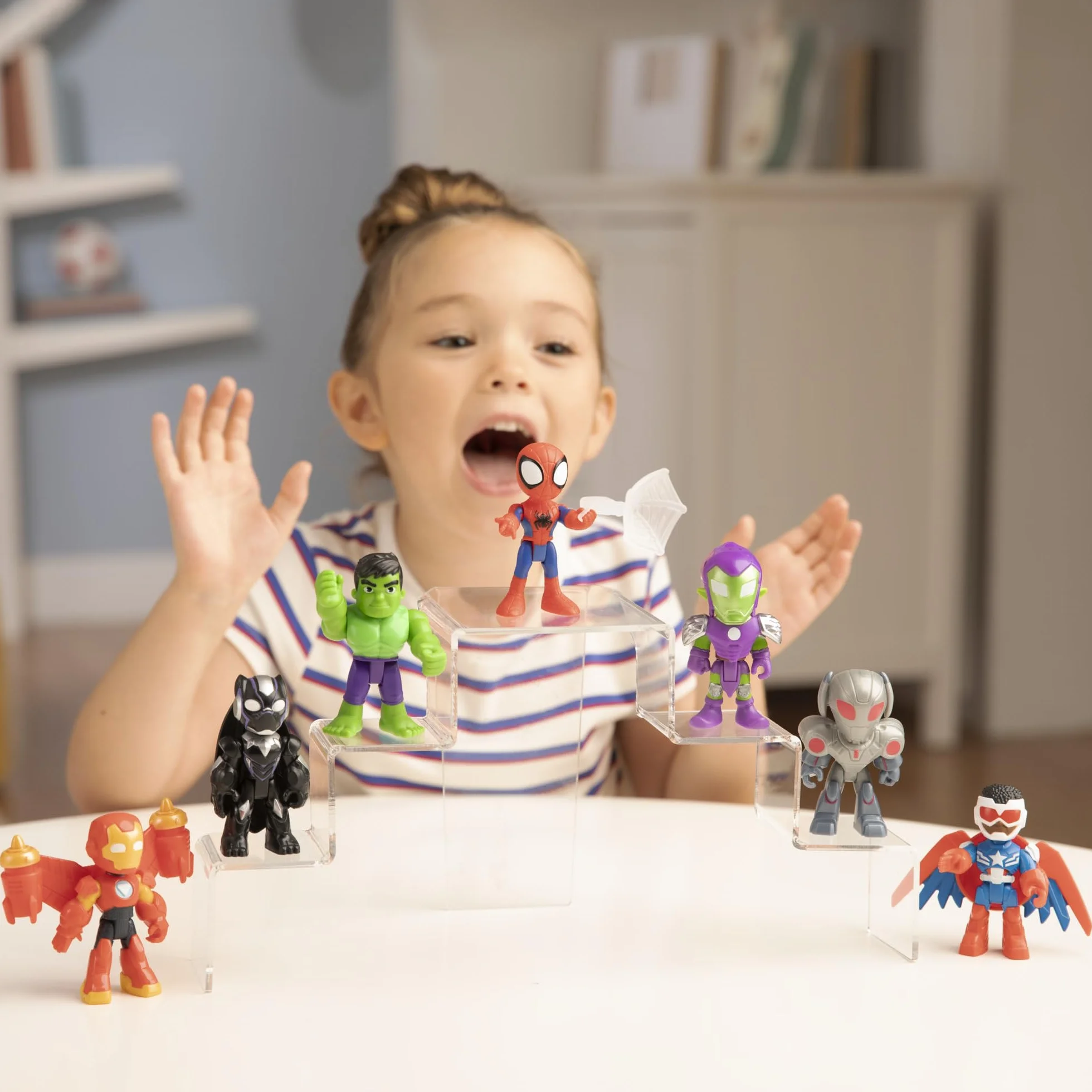 Kolekcja Spidey and Iron Man: Avengers Team-Up z postaciami z seriali "Spidey i Super-kumple" oraz "Iron Man and His Awesome Friends" Marvela