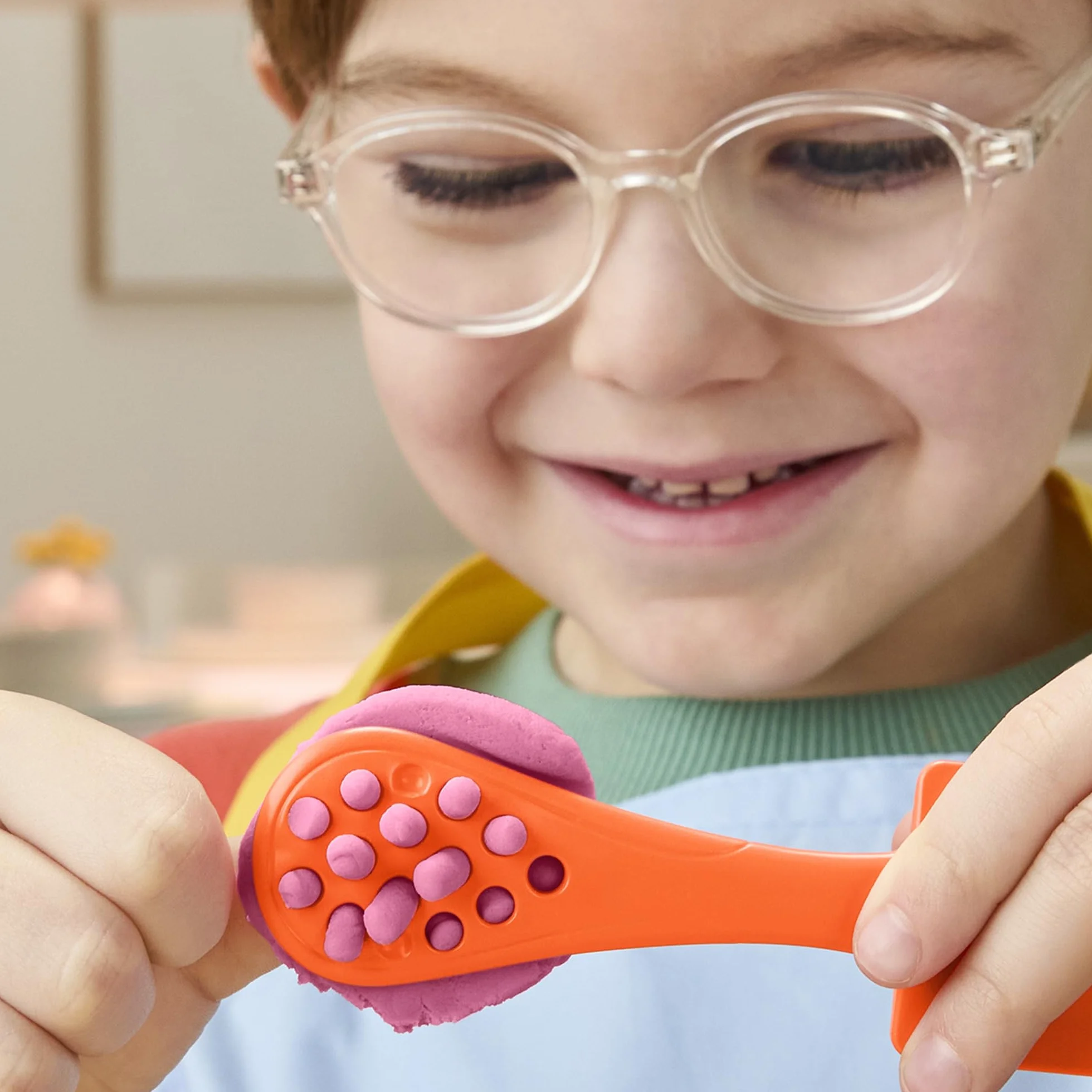Zestaw do zabawy Pączkarnia Play-Doh, zabawkowe jedzenie, zabawy plastyczne dla dzieci w wieku od 3 lat