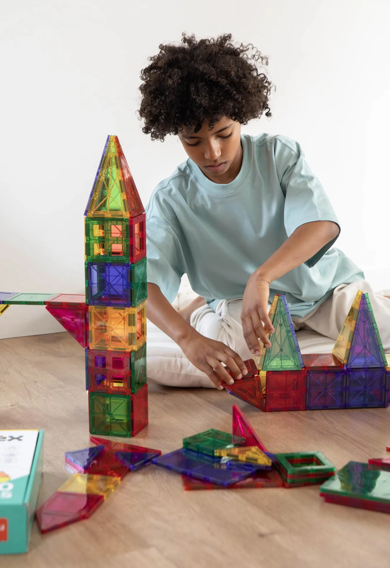 APLI Kids 20138 - Magnex 100 sztuk Magnex Zestaw konstrukcyjny | Zestaw 3D dla dzieci 3+| Kolorowe magnesy geometryczne | Zabawka edukacyjna Steam dla kreatywności i rozwoju poznawczego