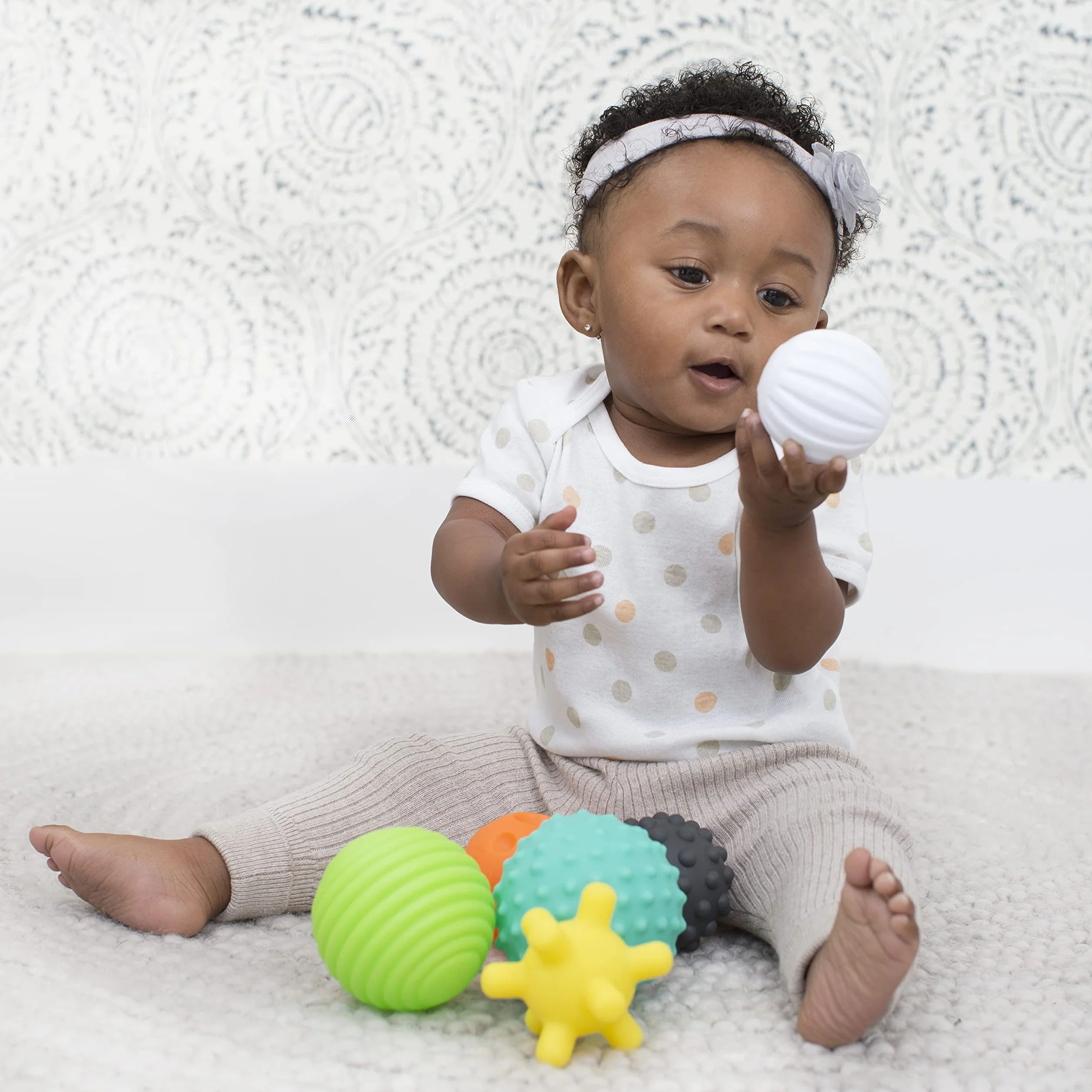 INFANTINO Textured Multi Ball Set – teksturowane piłki w zestawie do rozwoju sensorycznego – dla dzieci od 6 miesięcy