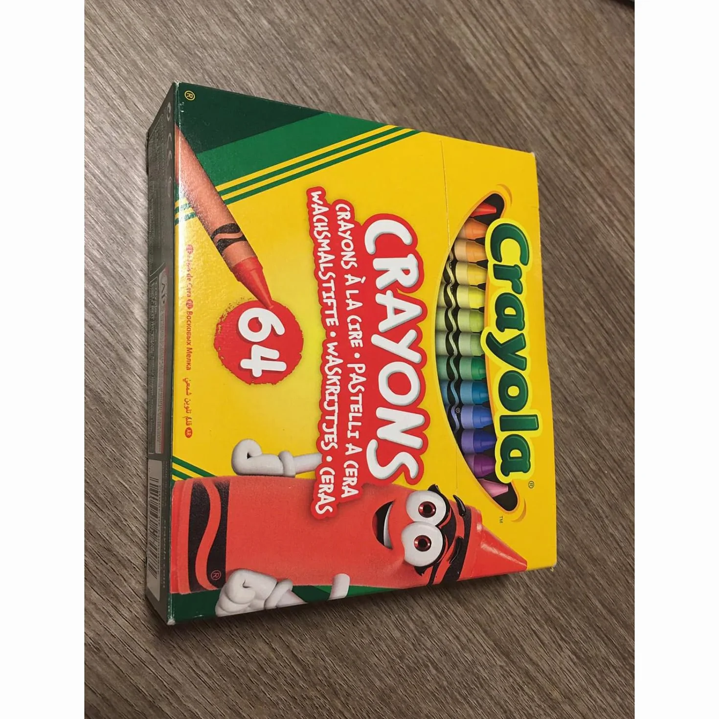 Crayola - Kredki Woskowe dla Dzieci, 64 Kolory + Temperówka, Zestaw Kreatywny do Szkoły i Zabaw, Żywe Kolory, Od 3 Lat, 52-6448