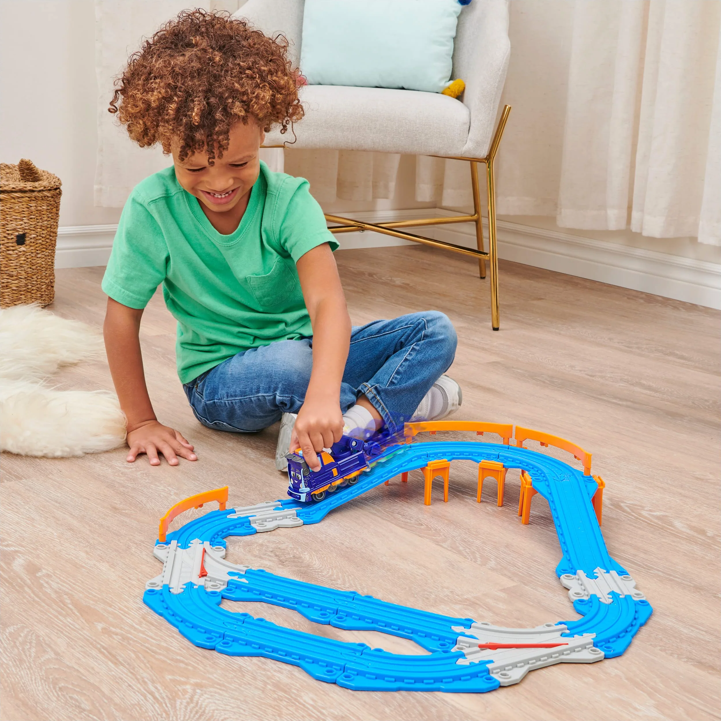 Mighty Express Zestaw 32 sztuk łącznych i ekskluzywny pociąg Milo, zabawki dla dzieci 3+