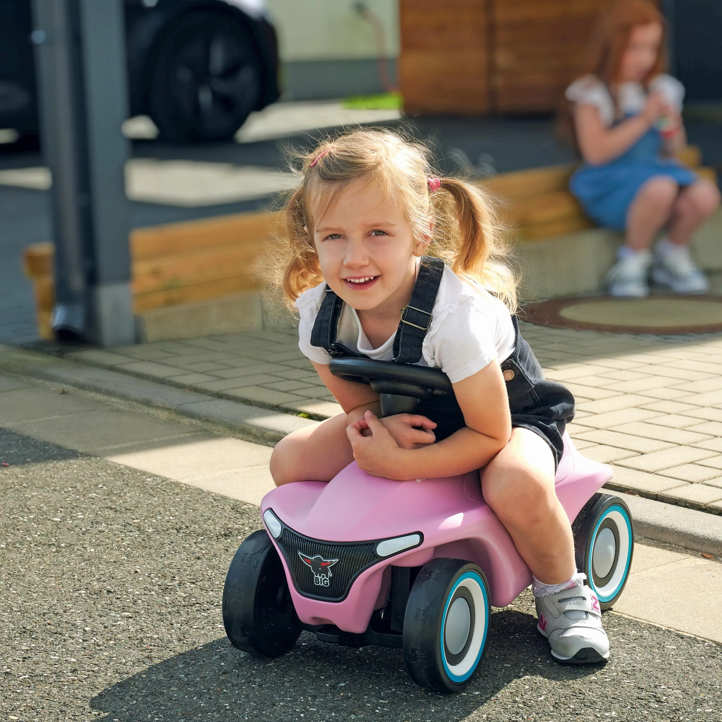 Big-Bobby-Car Neo Pojazd ślizgowy dla dzieci od 1 roku, różowy