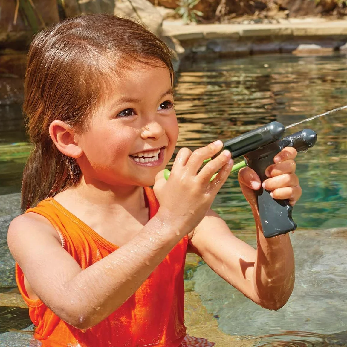 Little Tikes Big Adventures Submarine STEM Toy - w Zestawie Pojazd Wodny z Wizjerem Podwodnym, Rozpylaczem Wody i Siatką do Przesiewania - Idealny dla Dzieci w Wieku 3+