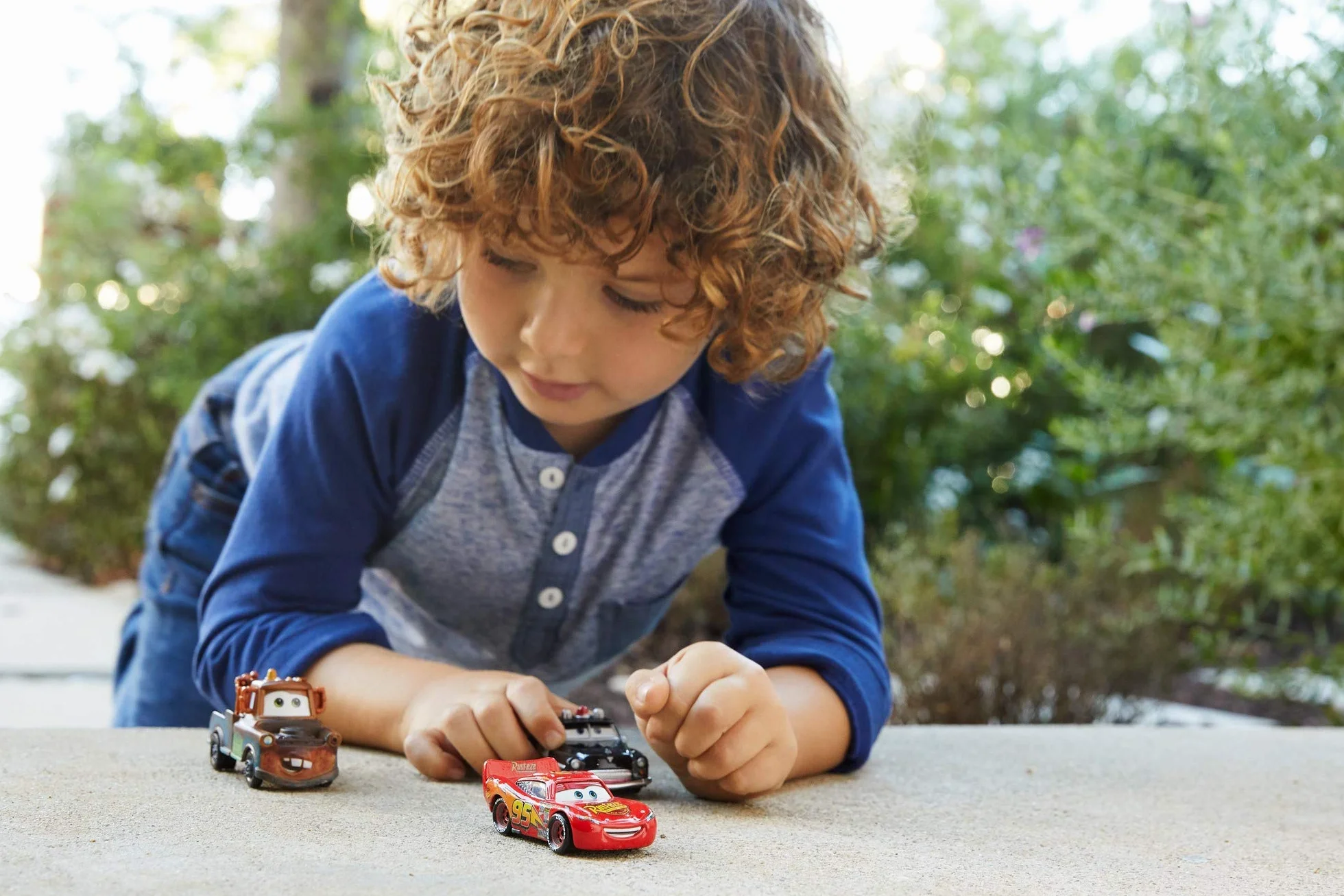 Mattel Disney Pixar Cars - pojazdy Disney Pixar Sprężyny Chłodnicy 3-Pak popularne odlewane pojazdy Zabawki Wiek 3 plus HBW14