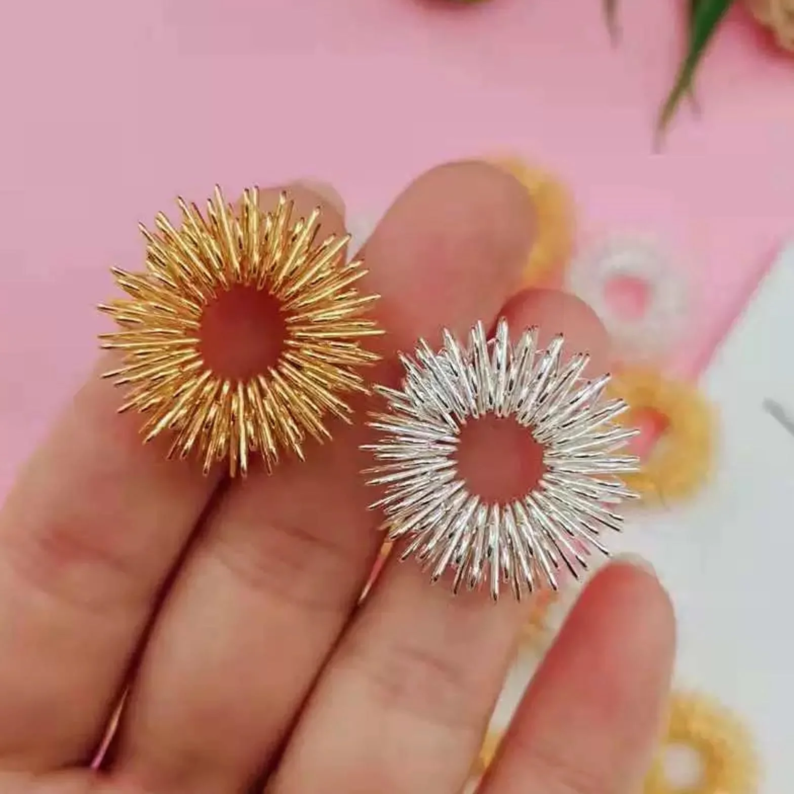 Zestaw 8 pierścieni Fidget Rings, regulowane pierścienie antystresowe, zabawki antystresowe, do masażu palców, antystresowe, z perłami, łagodzące lęki, pierścionki nastrojowe