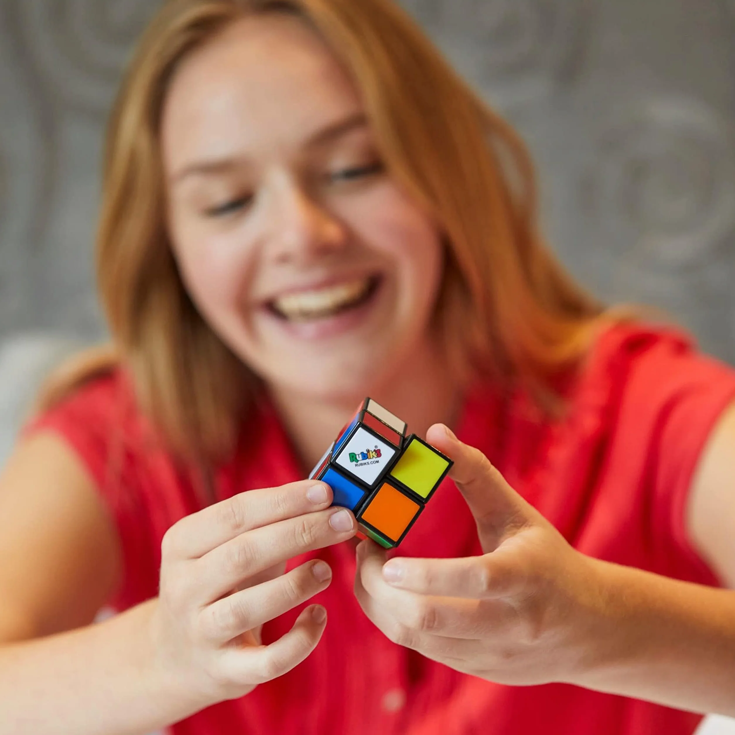 RUBIK'S, SPIN MASTER, oryginalna kostka Rubika 2X2 MINI, z 2 warstwami po 4 kostki, profesjonalna łamigłówka w kolorystyce, kieszonkowa, odpowiednia dla dzieci od 8 lat,