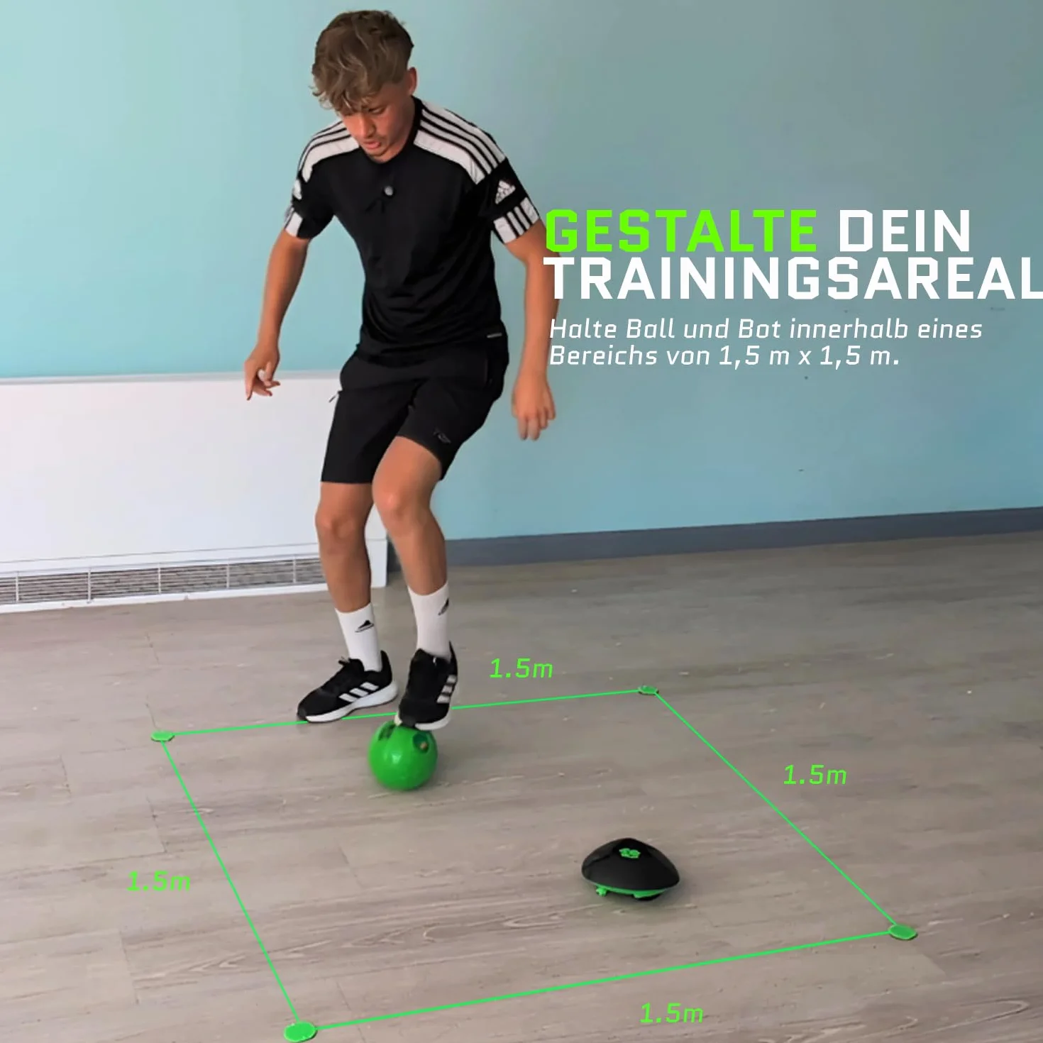 Smart Ball 1001CB Soccer Bot Indoor Football Trainer, czarny