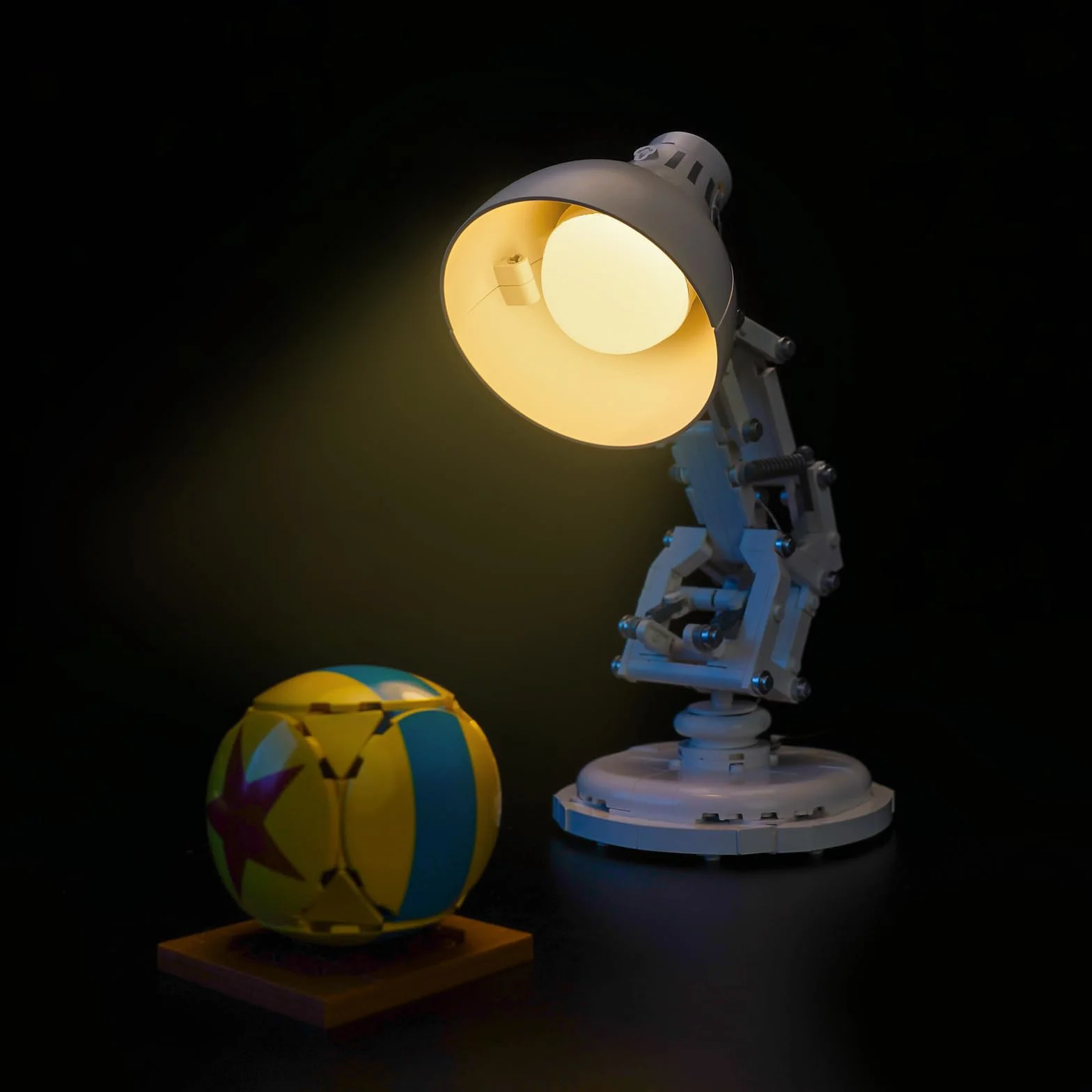 Wersja z zestawem do sterowania światłem kompatybilna z Lego 21357 Ideas Disney Pixar Luxo Jr. Zestaw oświetlenia LED do kreatywnych zabawek (nie Lego)