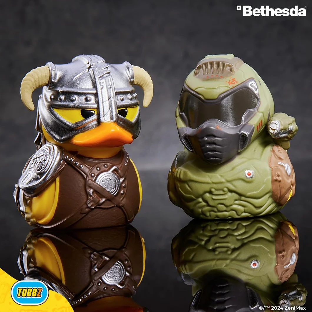 TUBBZ Mini Doom Slayer kolekcjonerska winylowa gumowa figurka kaczki - oficjalny produkt Doom - PC akcji i gry wideo