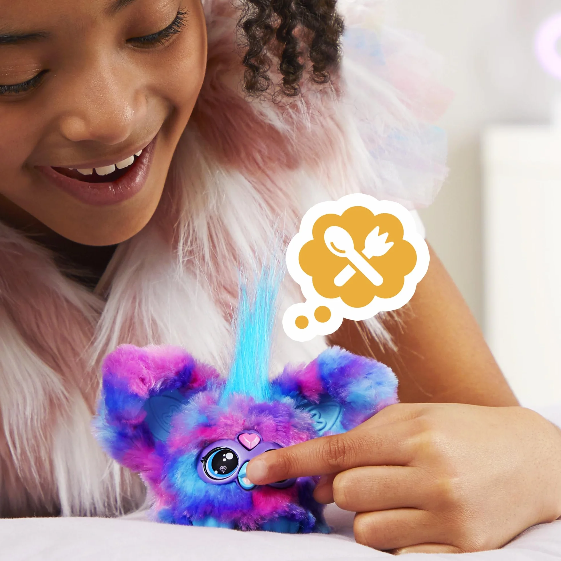 Furby Luv-Lee Zabawka, Wielokolorowy, Od 6 lat