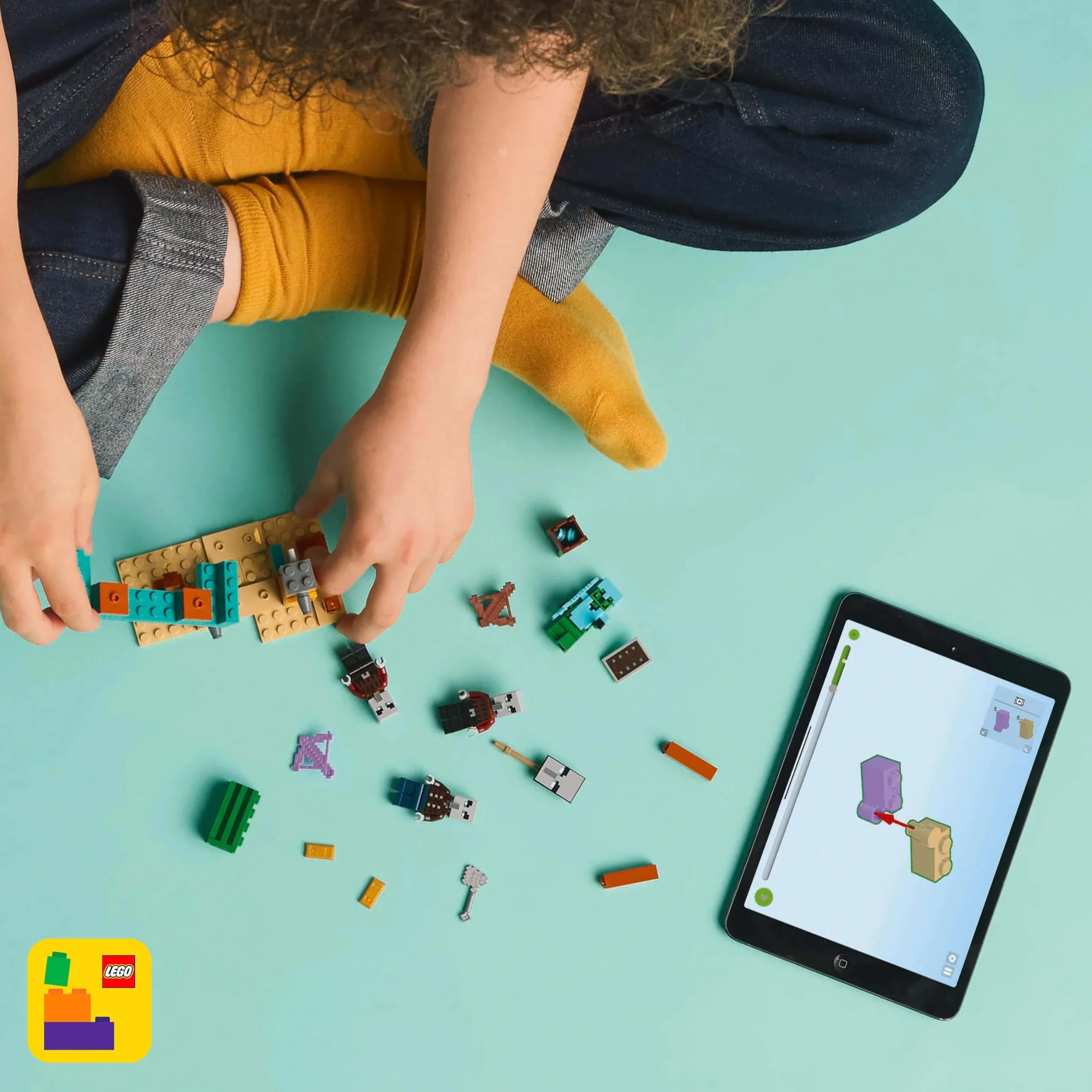 LEGO Minecraft Pustynny Patrol Złosadników, Zabawka dla Dziecka do Zbudowania, Figurki i Akcesoria, w tym Miecz i Tarcza, Kreatywny Prezent dla 7-latka, dla Chłopca i Dziewczynki, dla Fana Gry, 21267