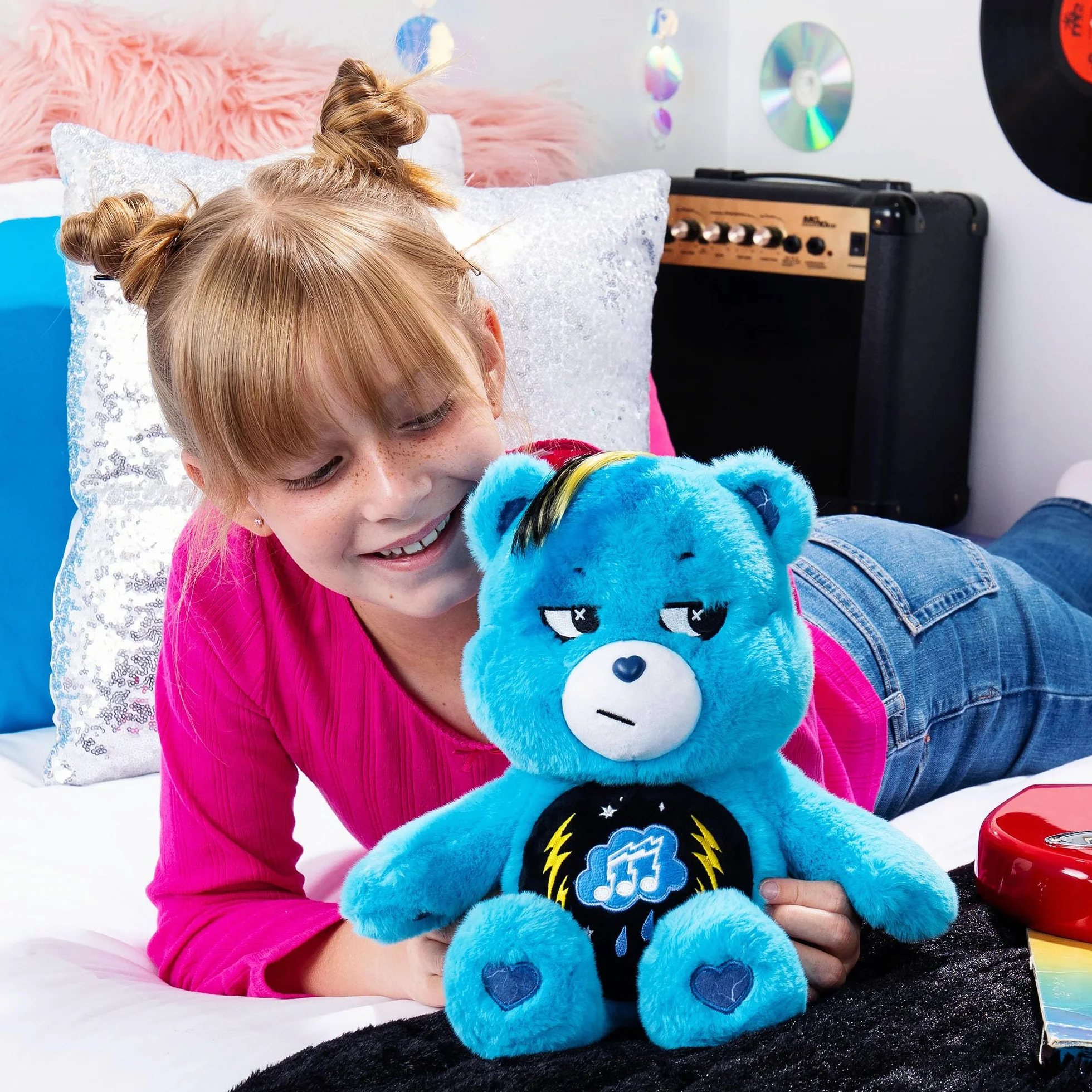 Basic Fun Care Bears 22 cm Maskotka Pluszowa Rock Theme – Grumpy Bear – Edycja ekologiczna – Dla dzieci i fanów