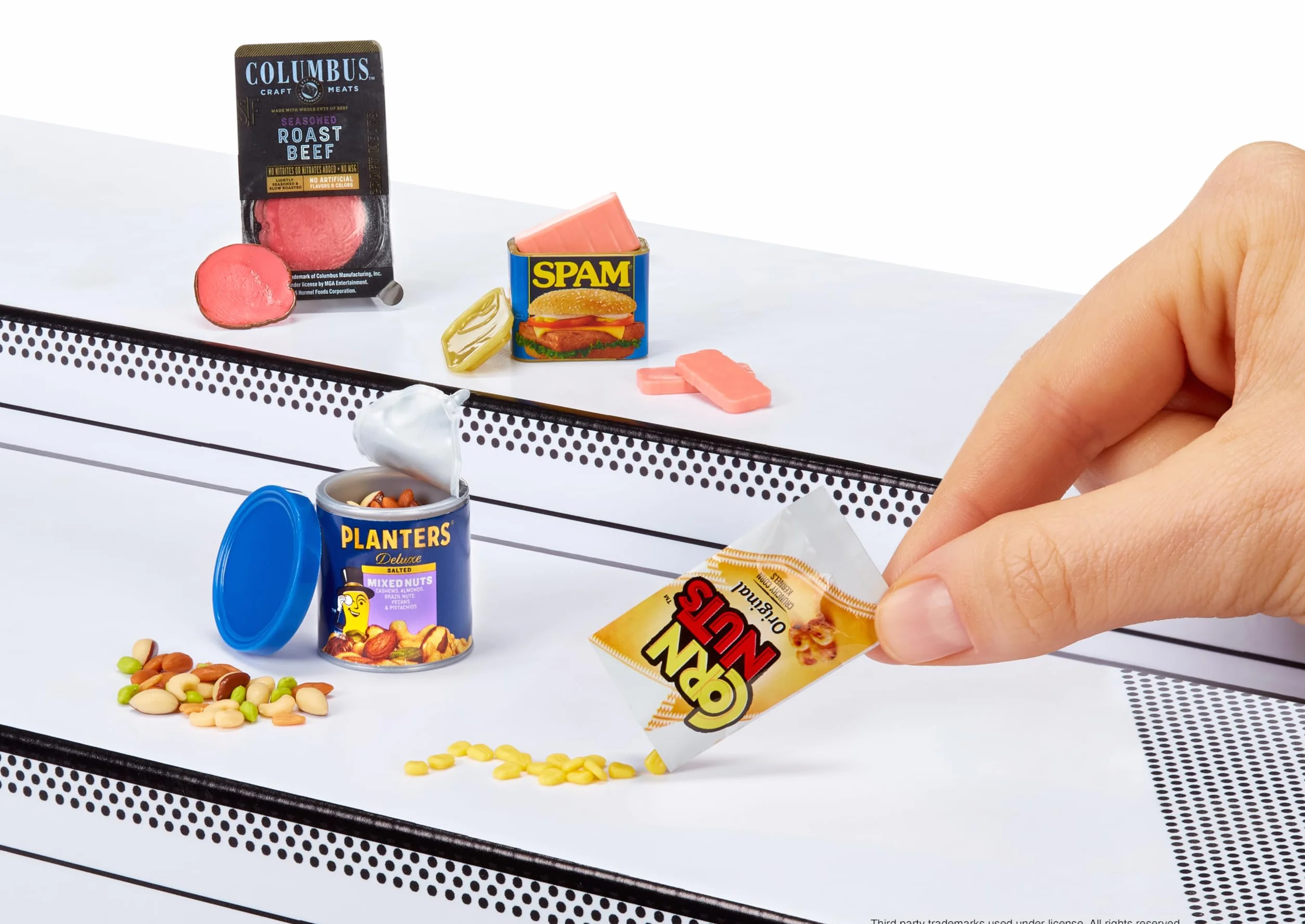 MGA's Miniverse Real Brands Mini Przedmioty Kolekcjonerskie Repliki Żywności Niejadalne dla 8+ Lat