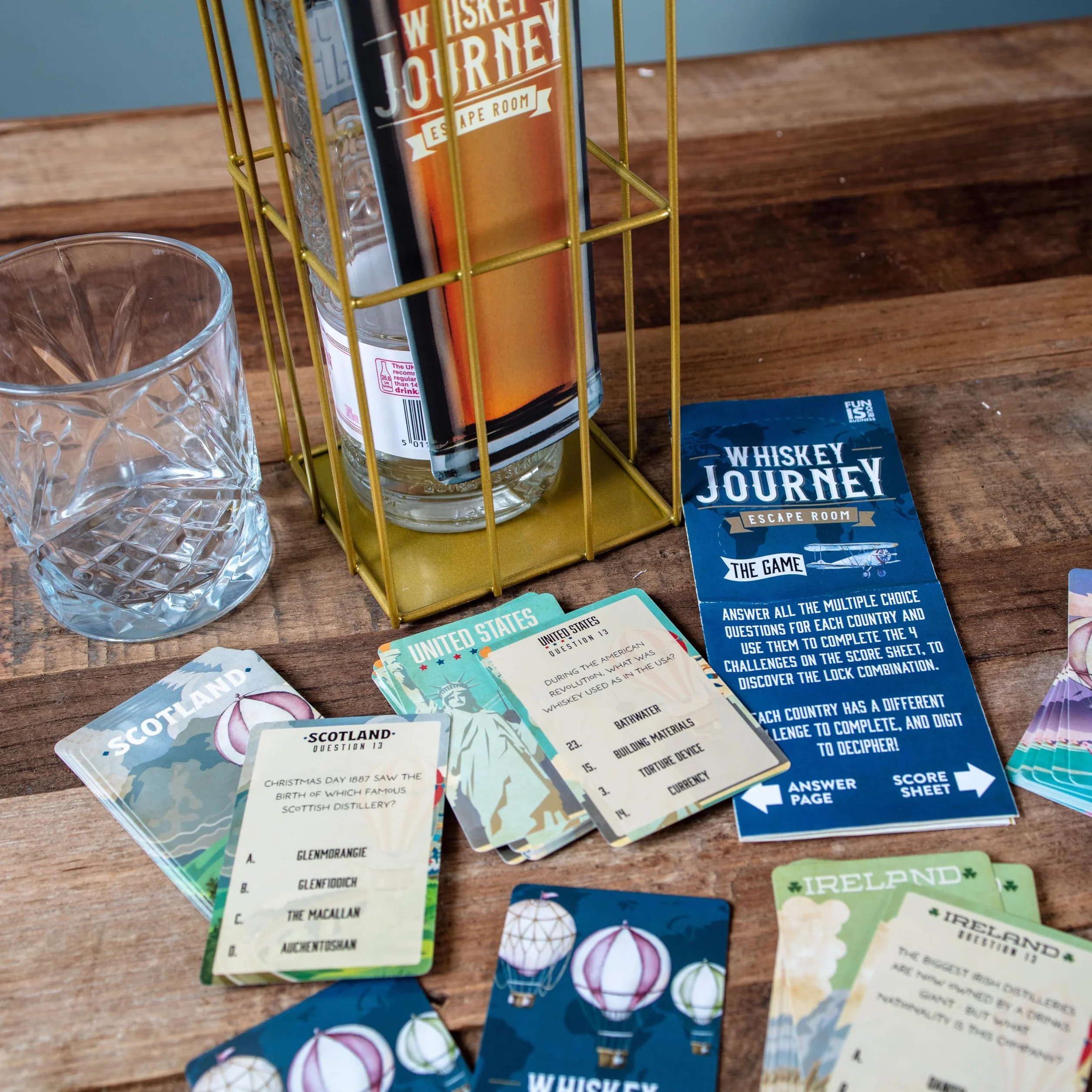 Boxer Gifts Whisky Escape Room gra dla dorosłych – odblokuj klatkę, aby zdobyć butelkę, zabawne łamigłówki dla dorosłych | Prezenty na whisky dla mężczyzn na urodziny lub Boże Narodzenie oraz