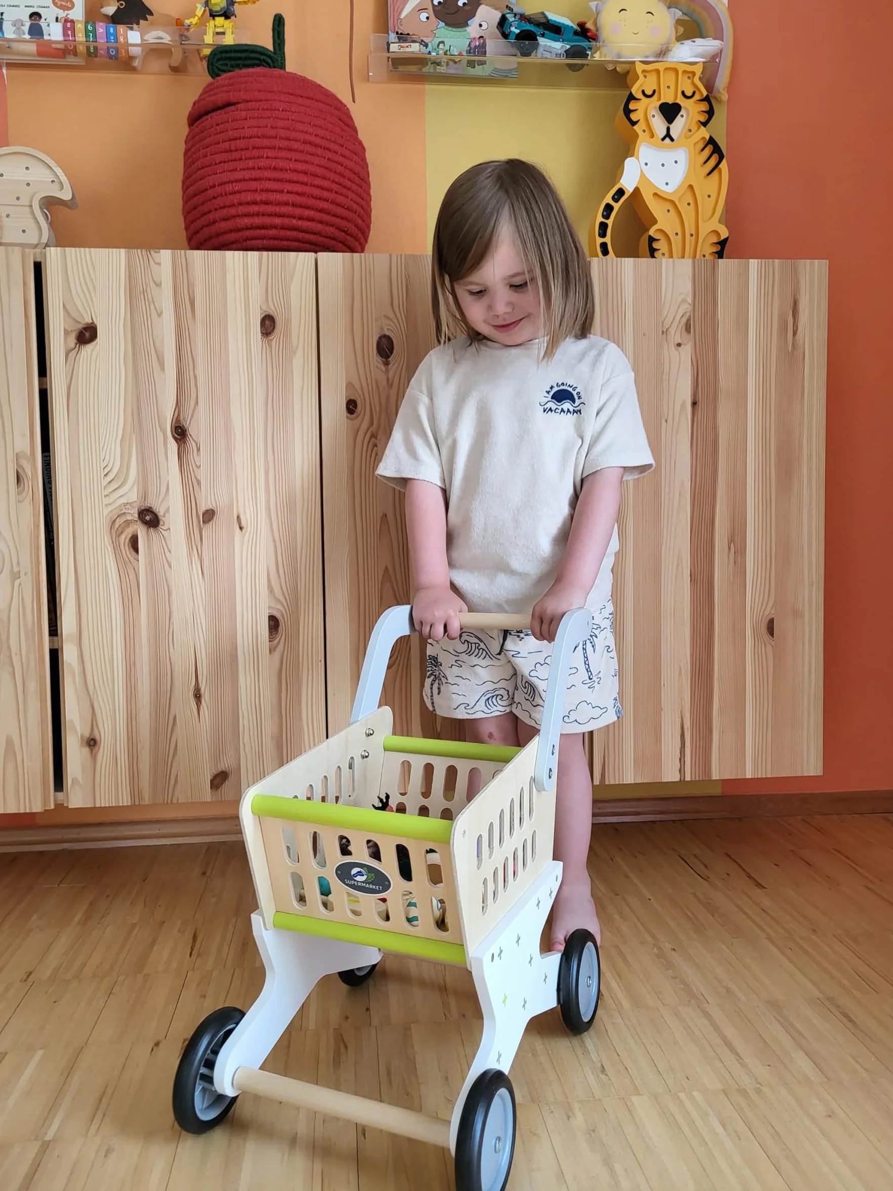 small foot Wózek na zakupy "Trend" z drewna, akcesoria do sklepu handlowego i odgrywania ról, od 3 lat, 11161