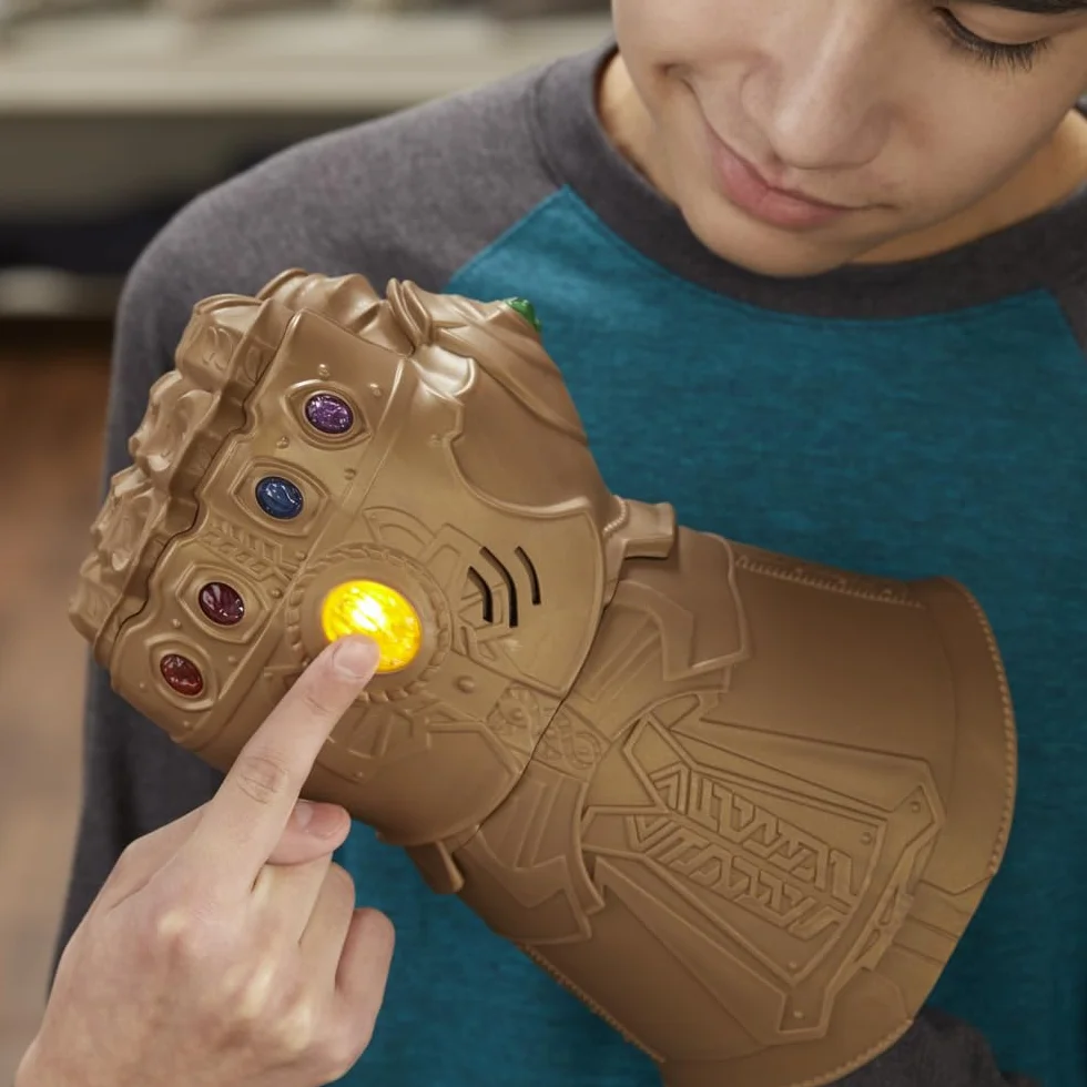 Marvel Avengers: Infinity War Infinity Gauntlet, Electronic Fist Role Play Super Hero Toys for Kids Ages 5 and Up