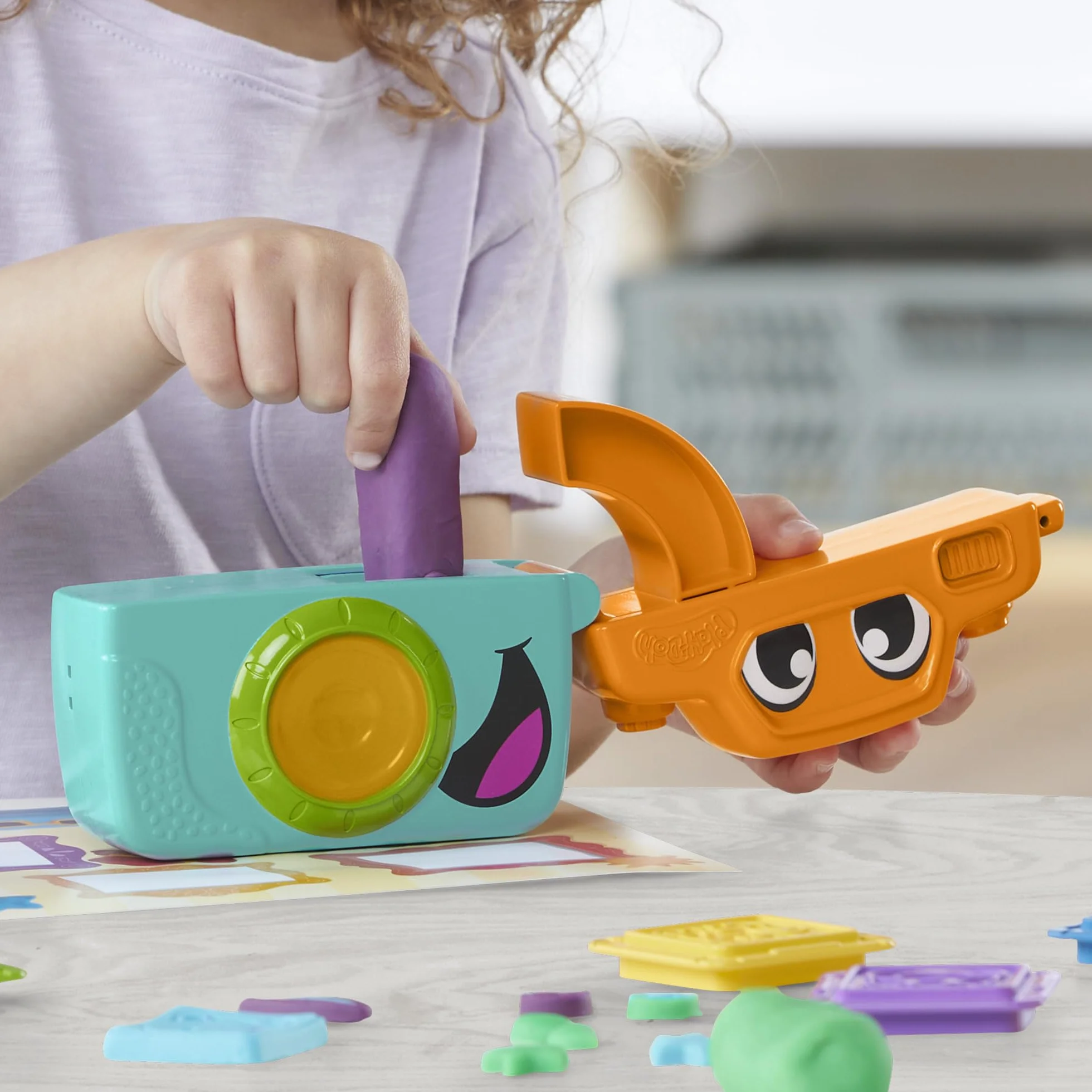 Zestaw startowy Fotozabawa Play-Doh z zabawkowym aparatem fotograficznym