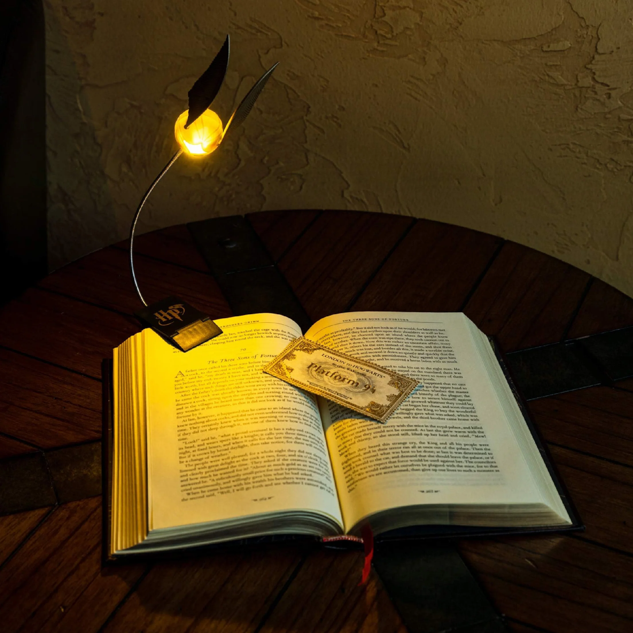 Paladone Lumi Clip Lampka do Czytania, Złoty, 50 W