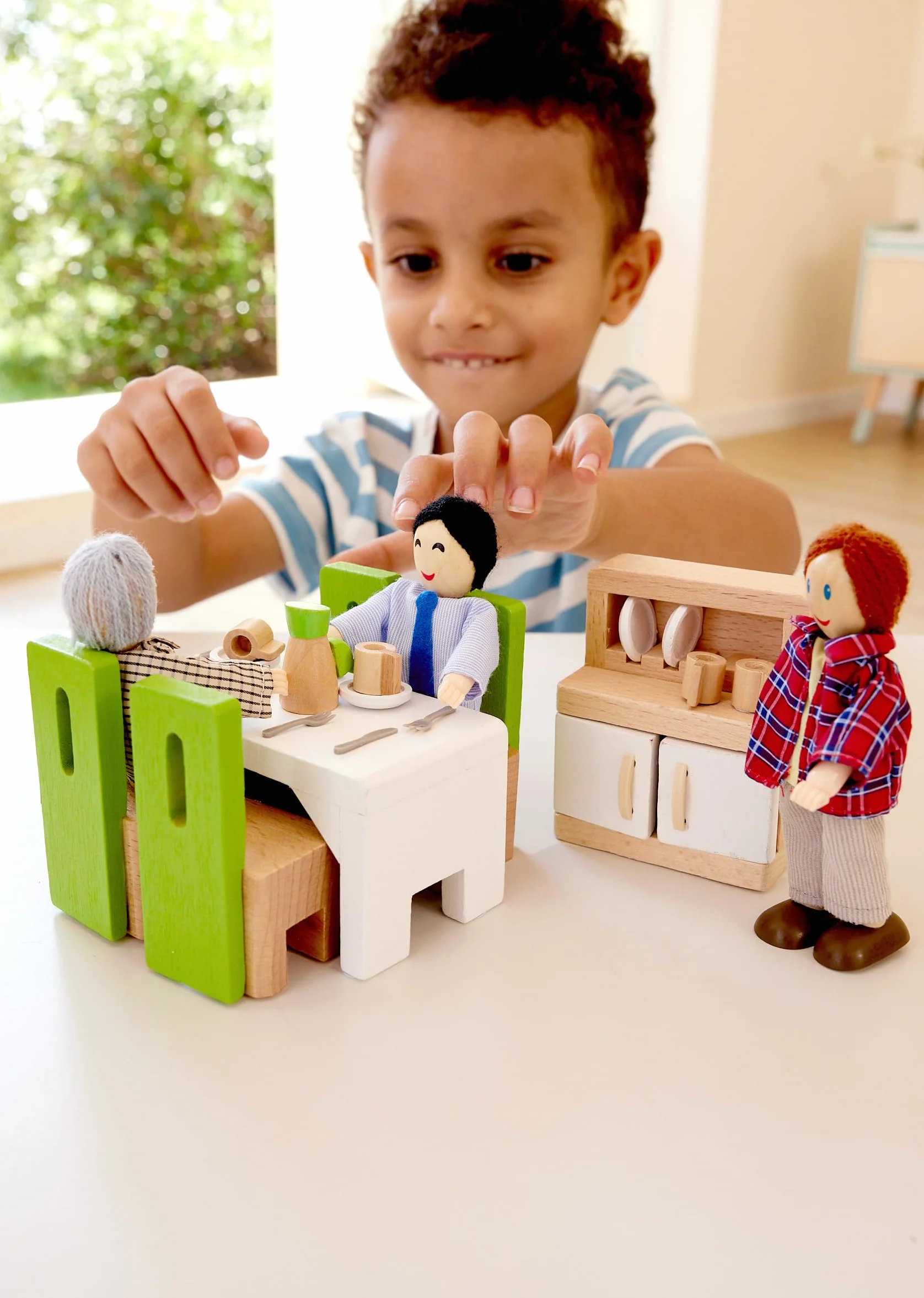 Hape E3454 Dining Room Wooden Dolls House Accessories