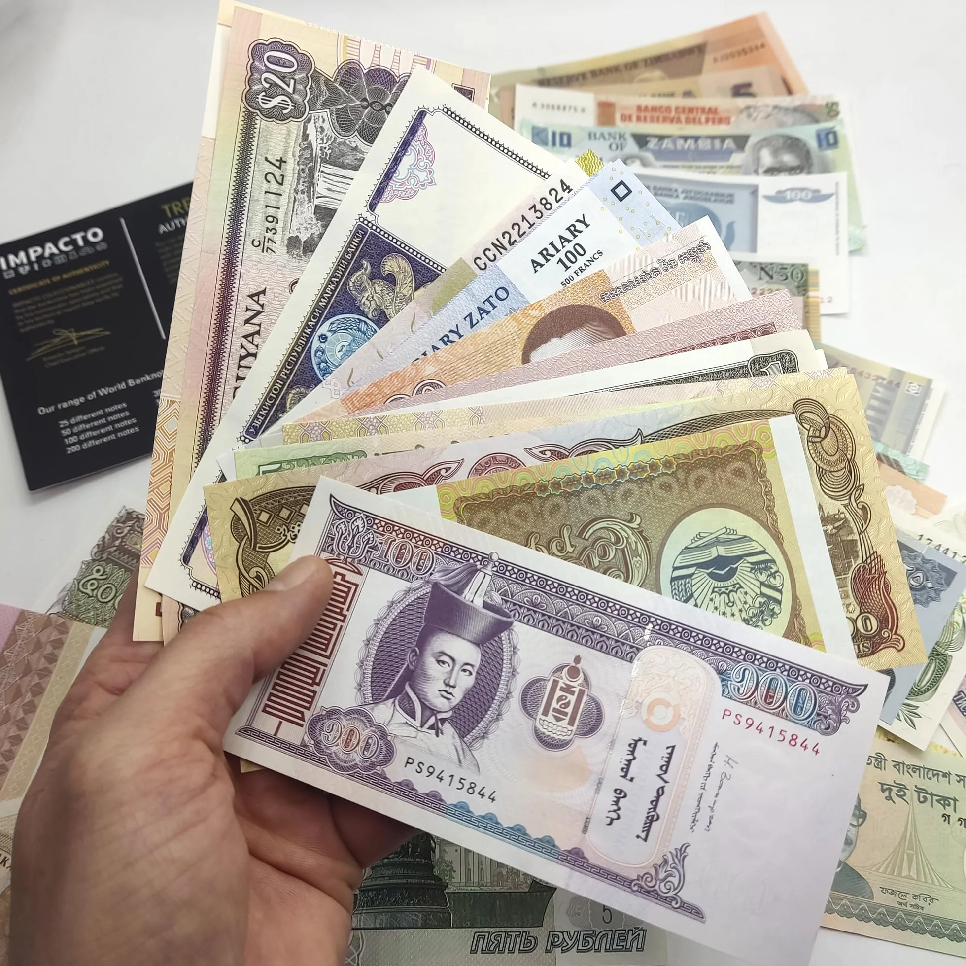 IMPACTO COLECCIONABLES 50 banknotów z 50 różnych krajów