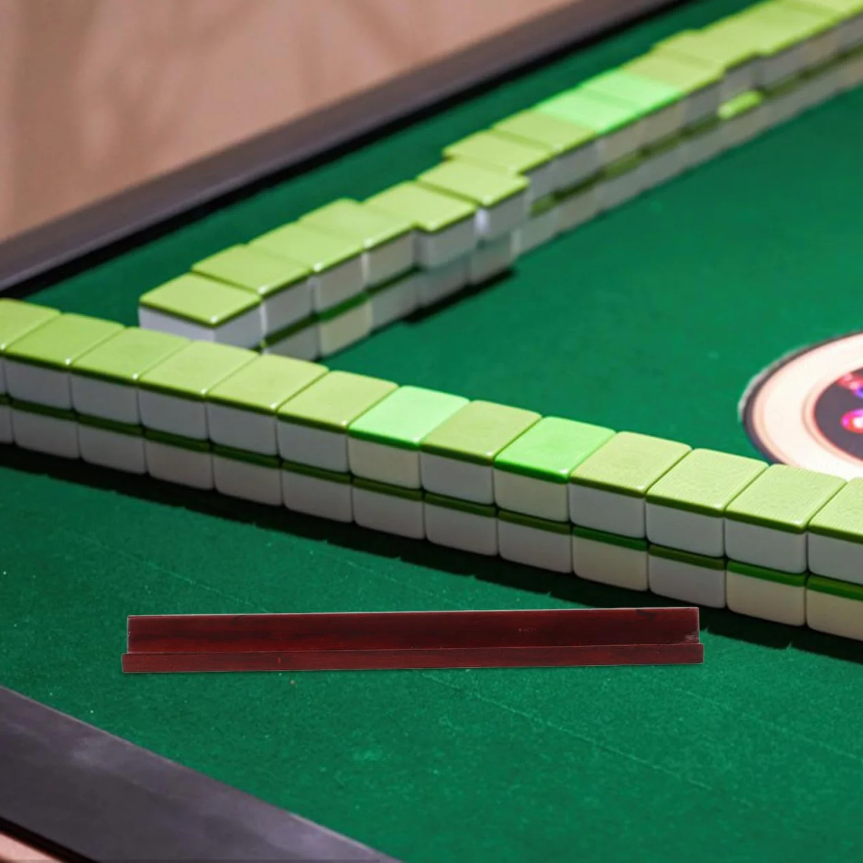 PRETYZOOM 4 sztuki Mahjong Płytki Linijka gra Domino Tace Pusher Arm Mahjong Pusher Stojak