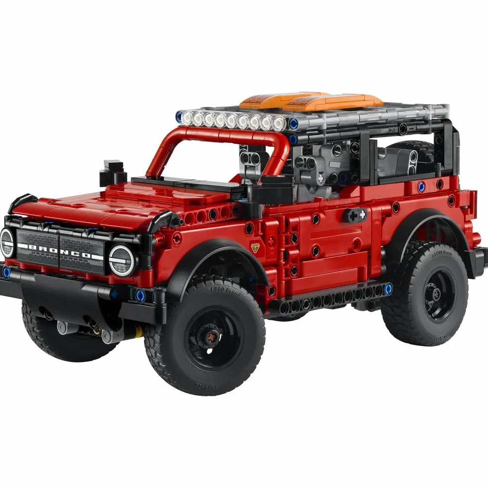LEGO Technic SUV Ford Bronco, model samochodu do składania dla 9-latka, zabawka konstrukcyjna dla chłopców, dziewczynek i fanów motoryzacji, pomysł na prezent dla dziecka i ozdoba do pokoju 42213