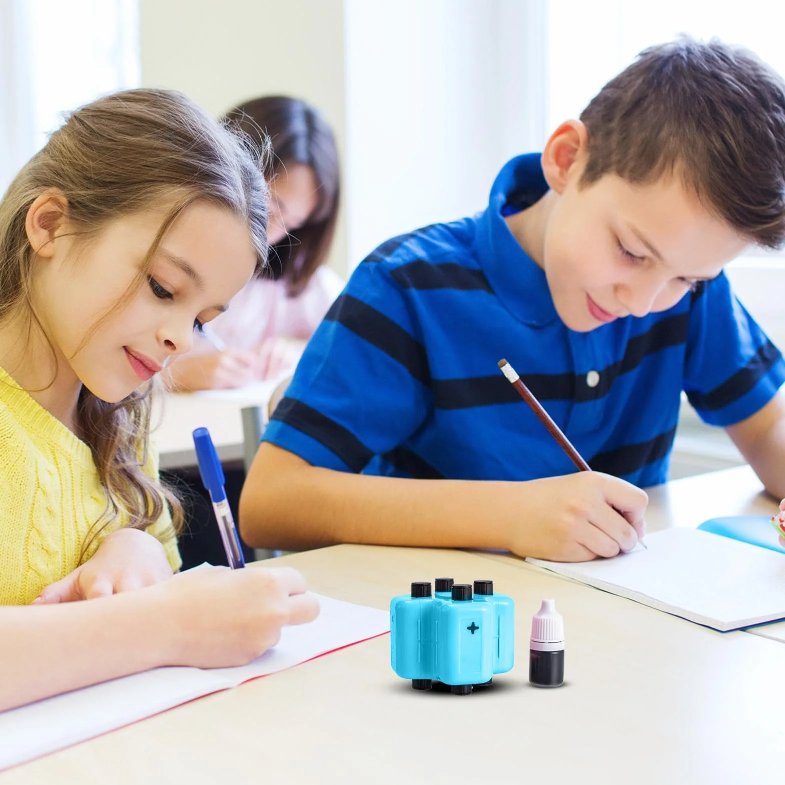 Zestaw pieczątek do zadań matematycznych, 4 w 1 Wałek do pieczątek dla nauczyciela matematyki, dodawanie, odejmowanie, mnożenie i wypełnianie pustych miejsc Narzędzie ćwiczeń w przedszkolu