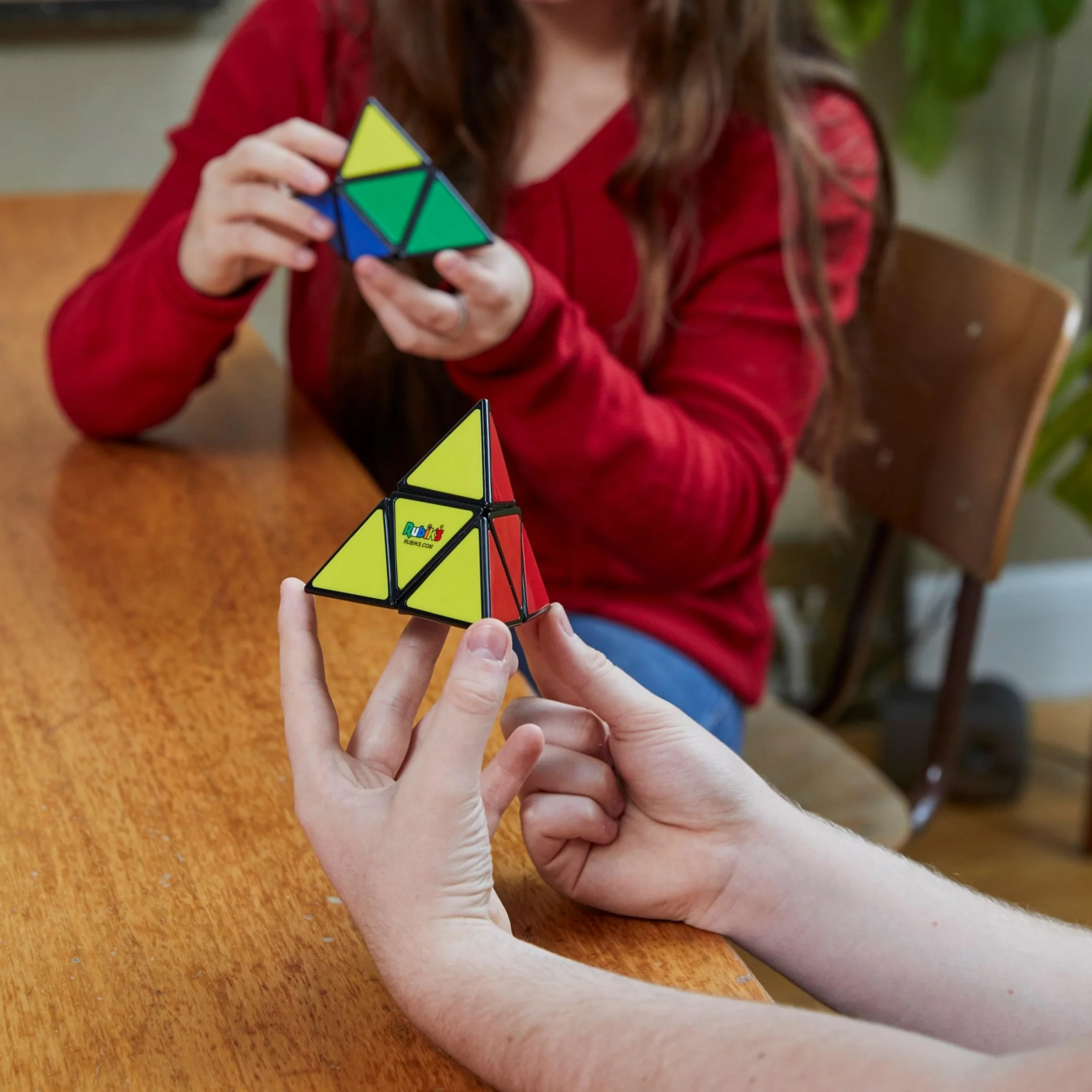 Piramida Rubika, trójkątne puzzle pasujące kolory kieszeń piramida Rubik's