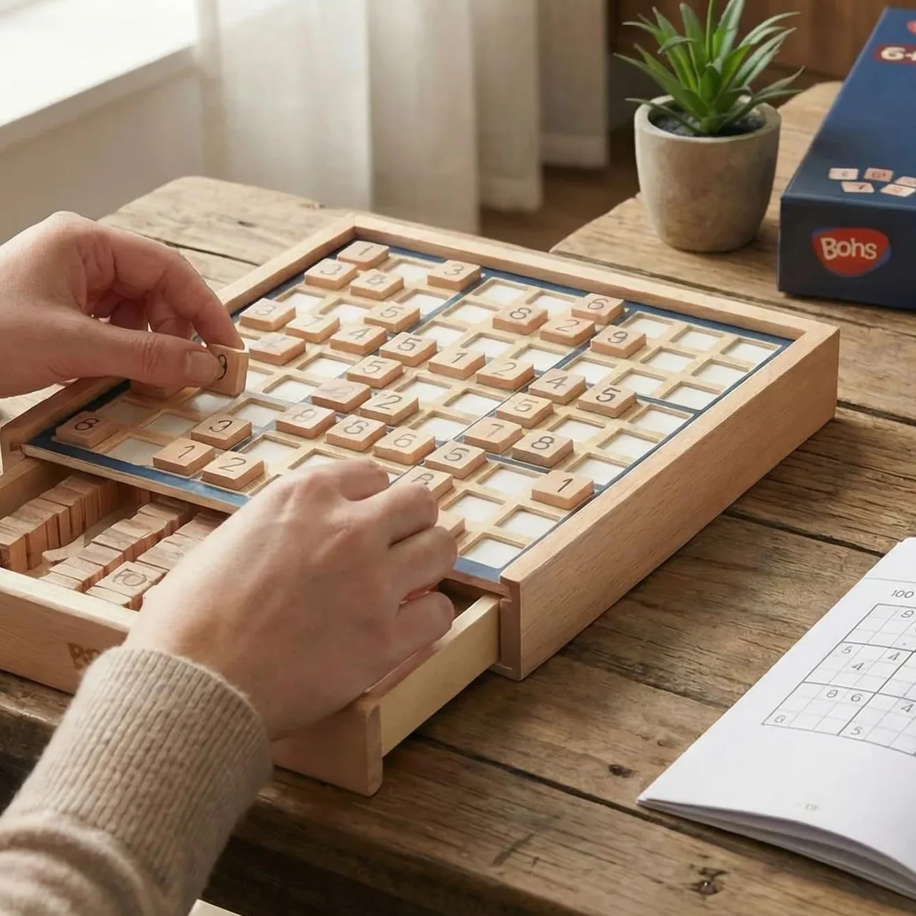 BOHS Gioco da Tavolo in Legno Sudoku con Cassetto - 100 Puzzle di Sudoku - Rompicapo Matematico da Tavolo